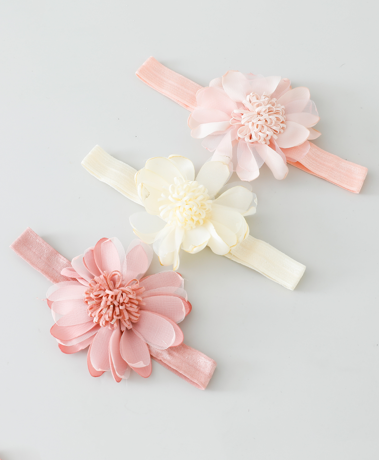 Babyhug Free Size Headbands  with Printed Bow & Bun Applique Pack of 2 - Multicolour