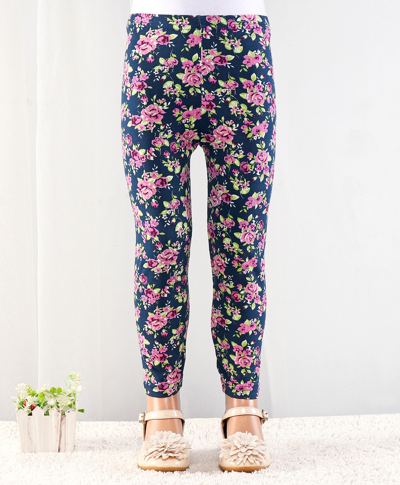 Babyhug Cotton Lycra Full Length Floral Printed Leggings - Navy Blue-picture-10