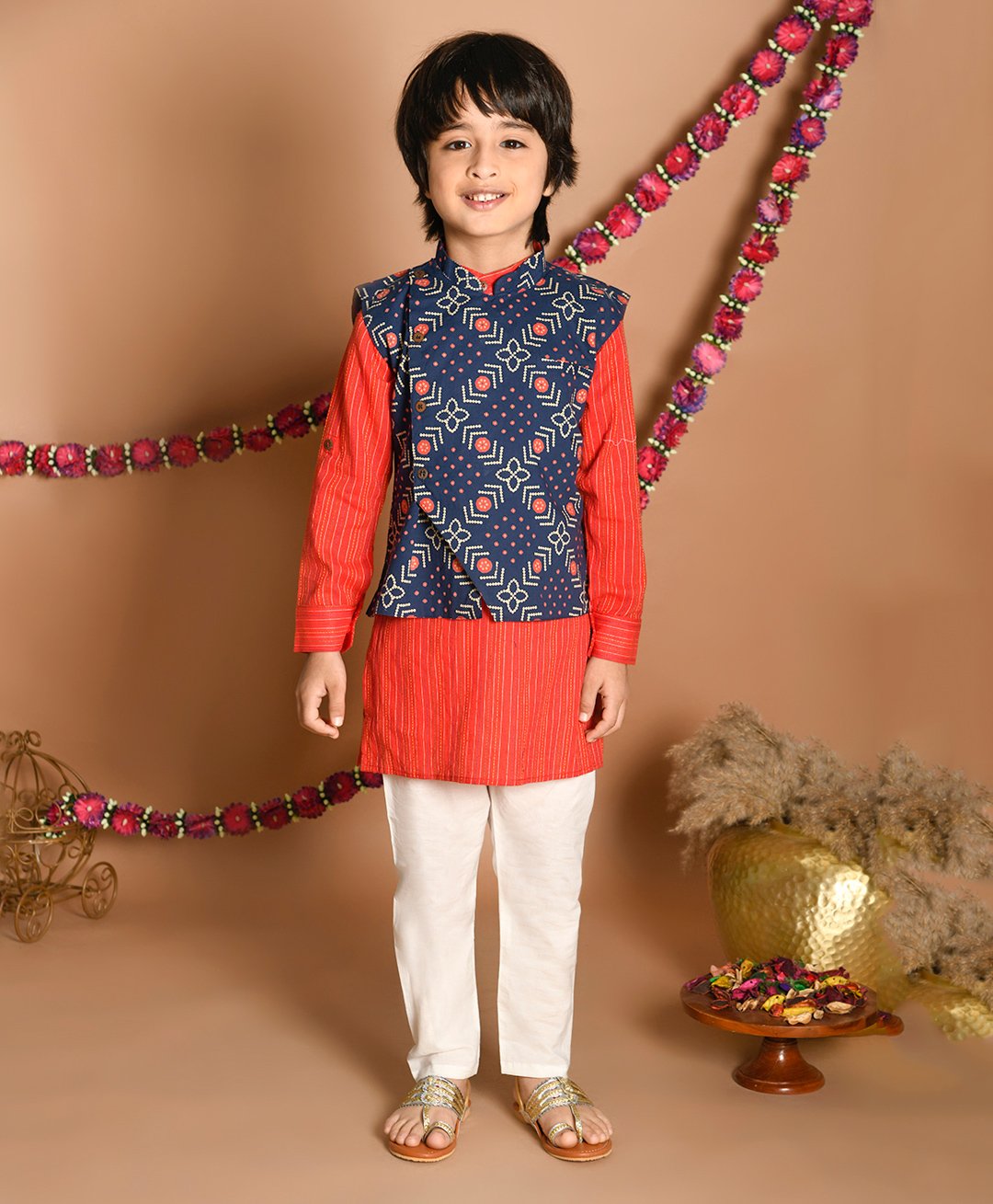 LIL PITAARA Pure Cotton Full Sleeves Striped Kurta With Floral Bandhej Cubic Designed Jacket & Pyjama - Red-image-24
