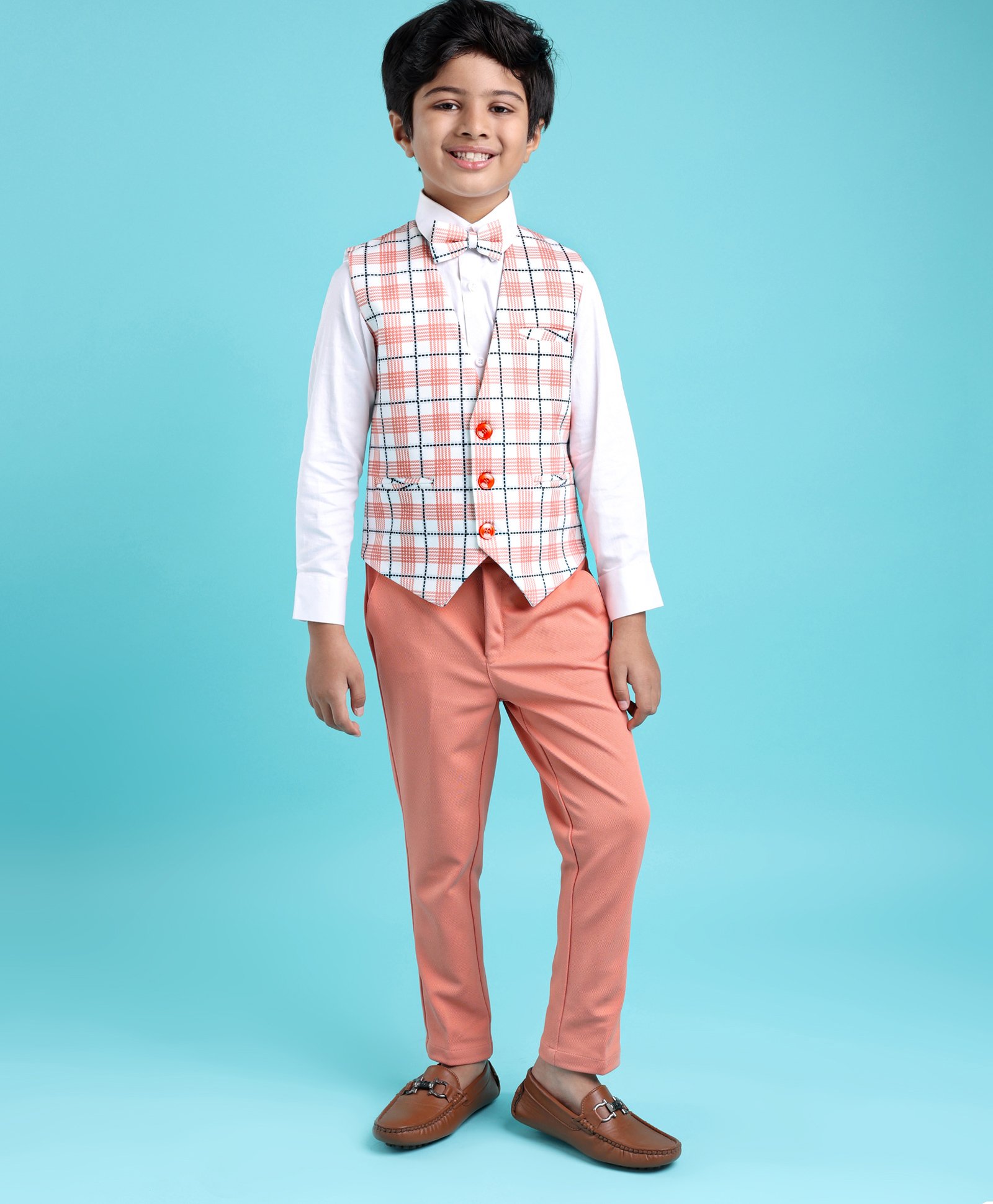 Robo Fry Cotton Full Sleeves Checked Party Suit With Waistcoat & Bow- Peach-picture-26