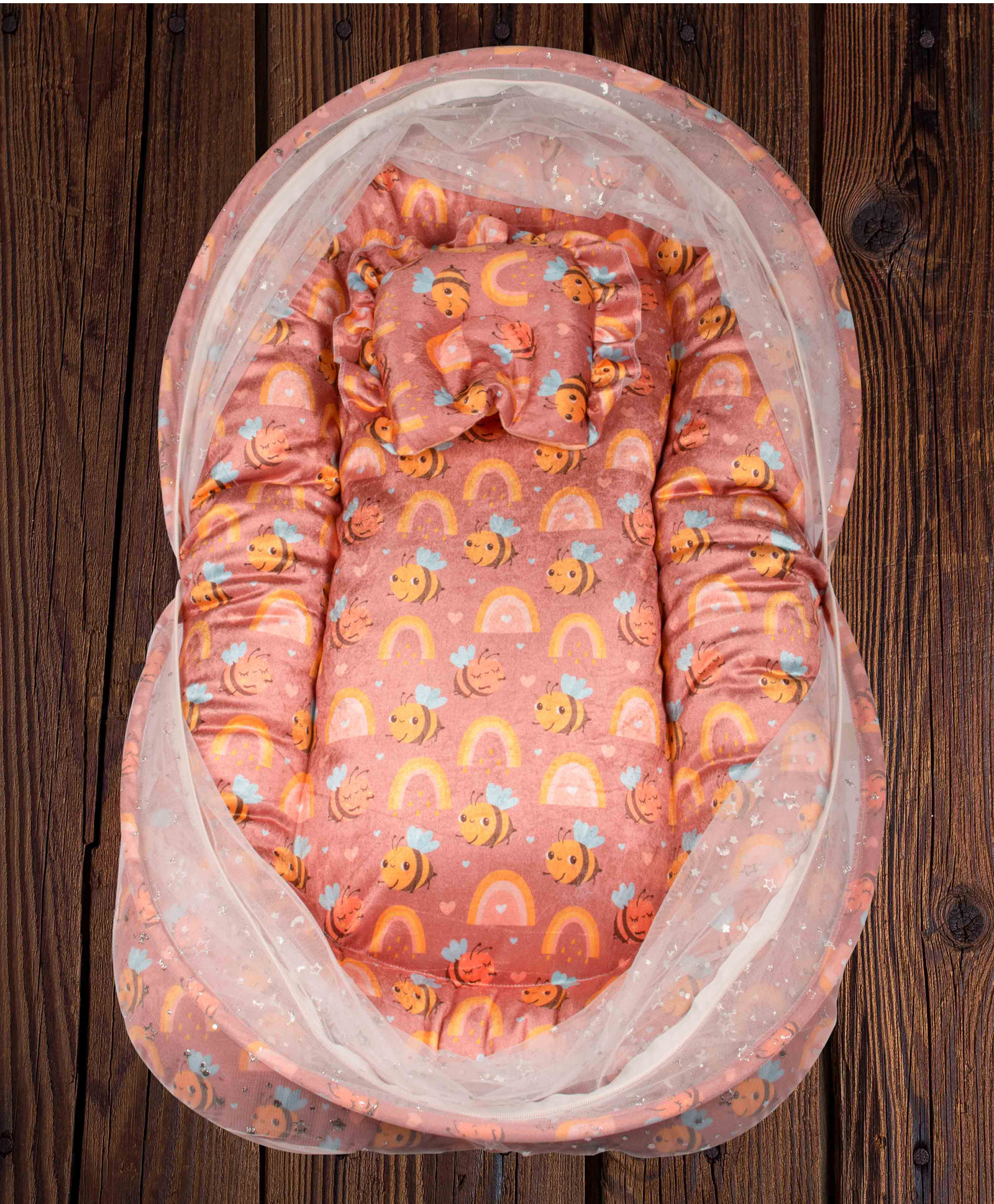 Mittenbooty Mosquito net bedding Jumbo in shining velvet fabric and sparkle net in Honeybee print- Brown-image-3