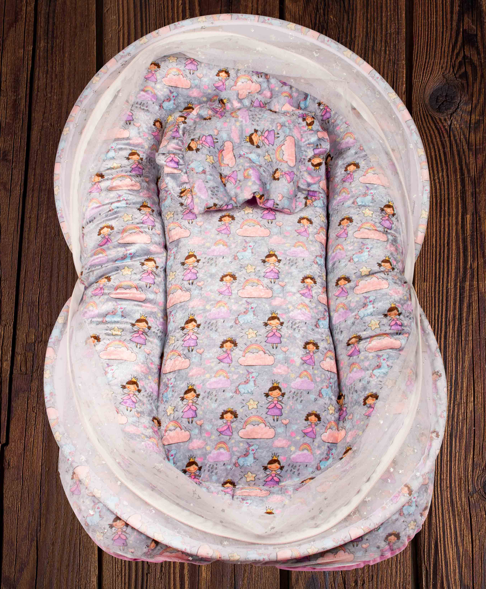 Mittenbooty Mosquito net bedding medium in shining velvet fabric and sparkle net in unicorn print- Grey-picture-31