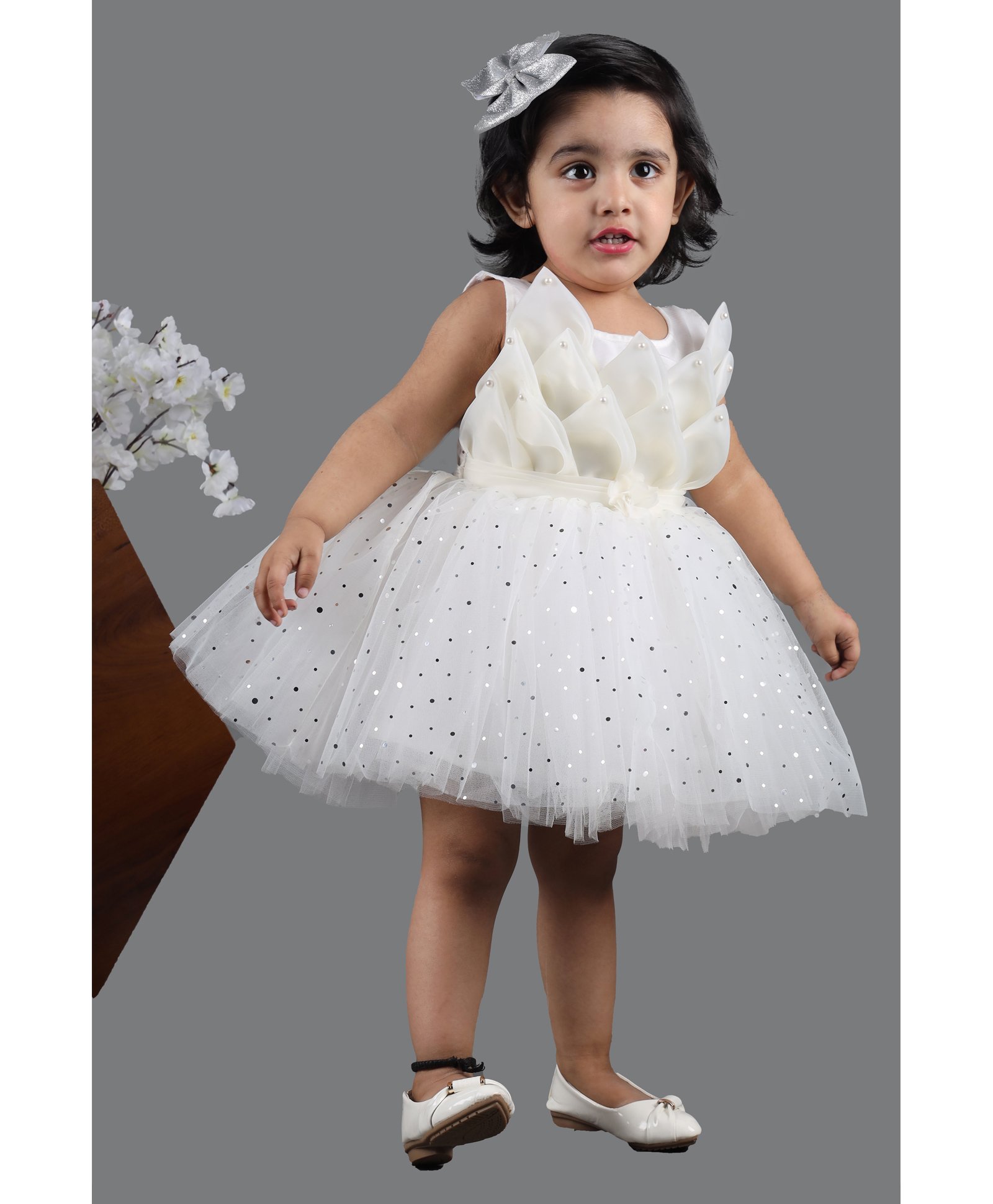 Titrit Sleeveless Leaf Corsage Pearl & Glitter Embellished Tulle Party Dress - Cream-picture-1