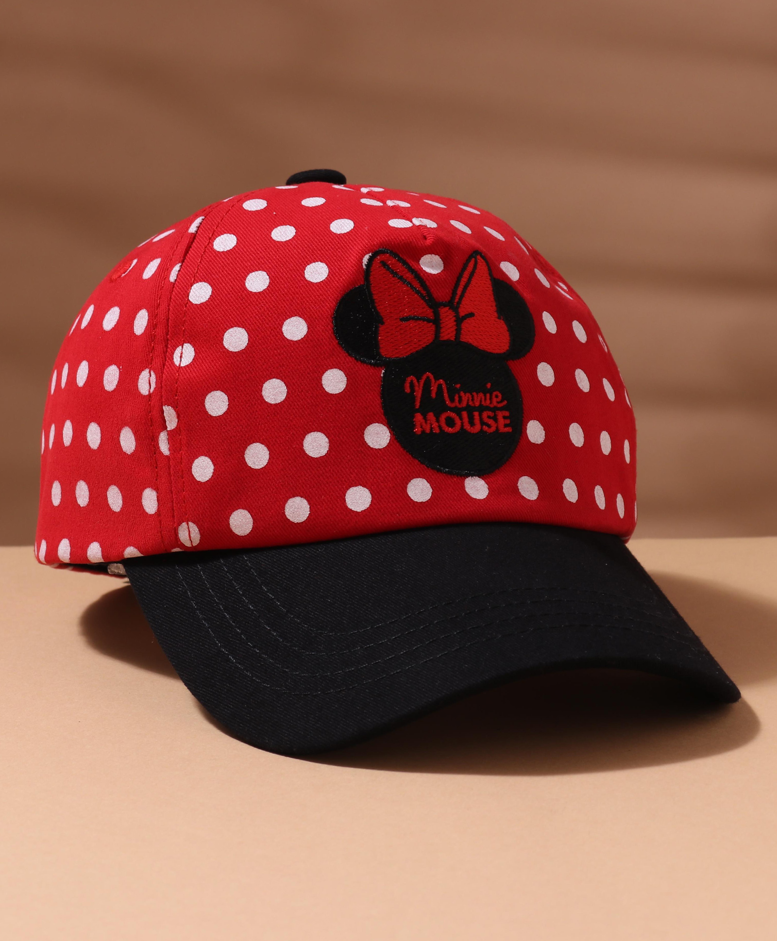 red minnie mouse hat