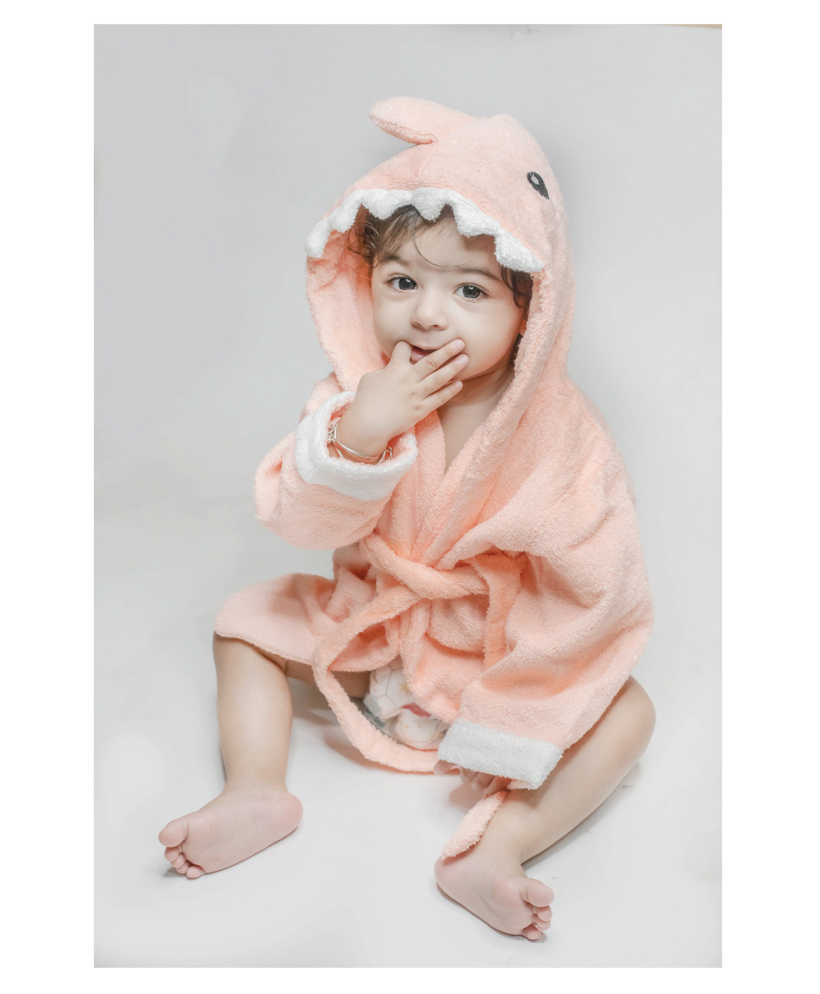 Thread Fairy Pink Shark Bath Robe Medium - Pink-picture-19