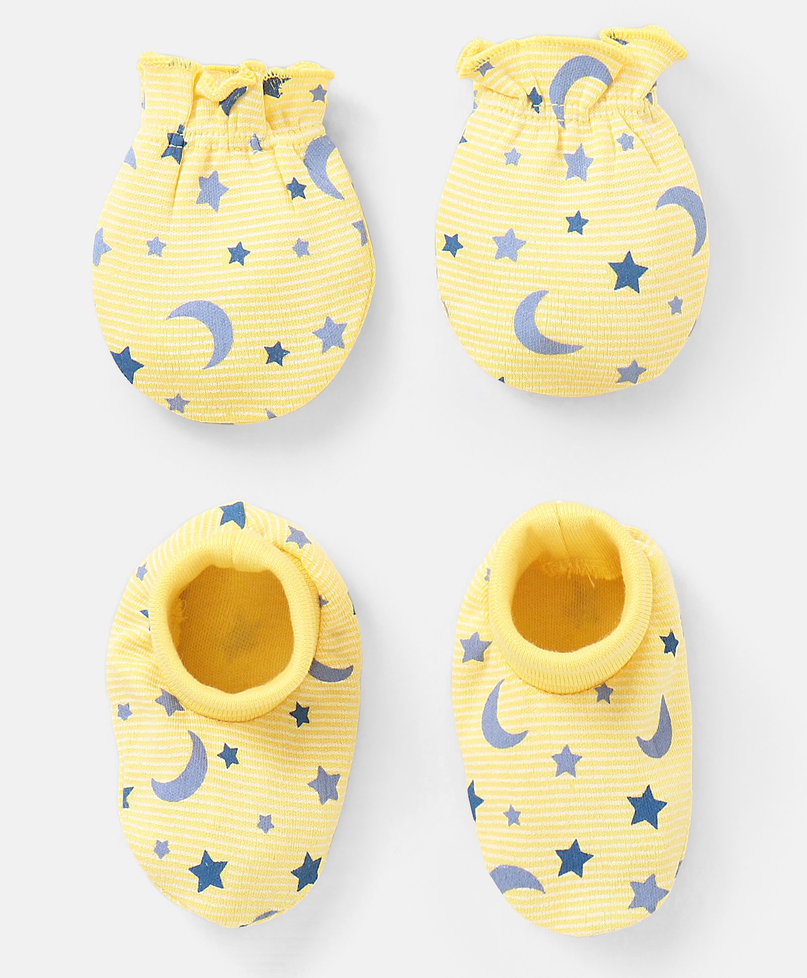 Babyhug 100% Cotton Mittens And Booties Star & Moon Print - Yellow-image-16