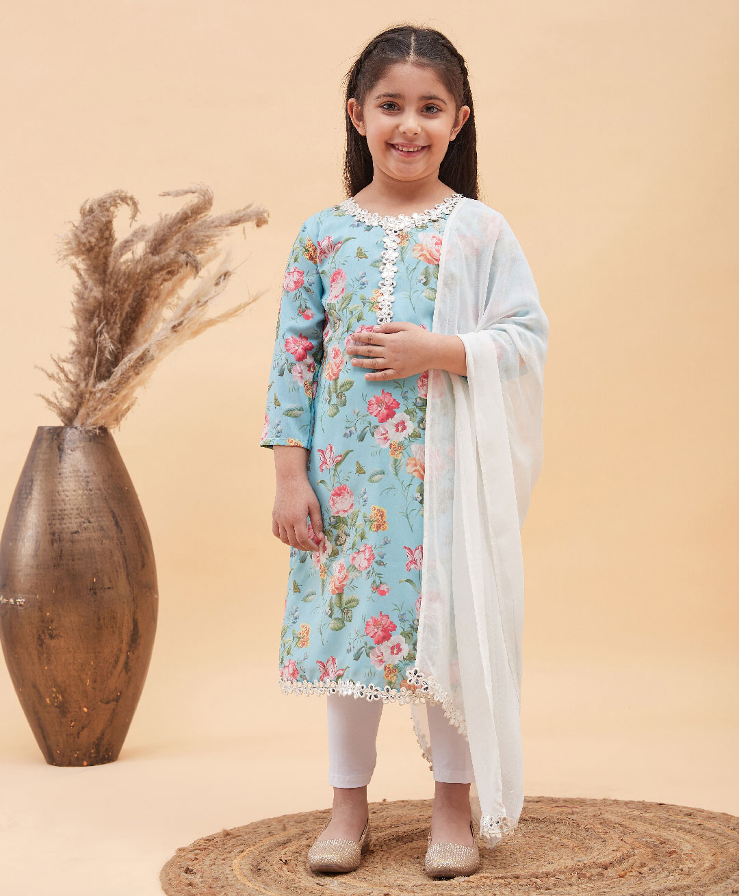 Vastramay Three Fourth Sleeves Floral Printed Lace Detailed Kurta Leggings With Dupatta - Blue-image-27