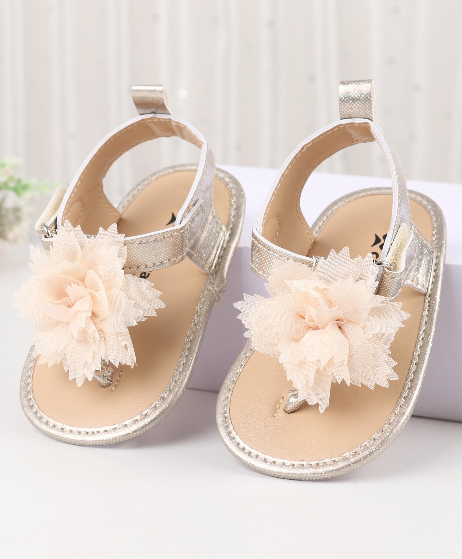 Cute Walk by Babyhug Booties with Velcro Closure Floral Applique - Gold-picture-18