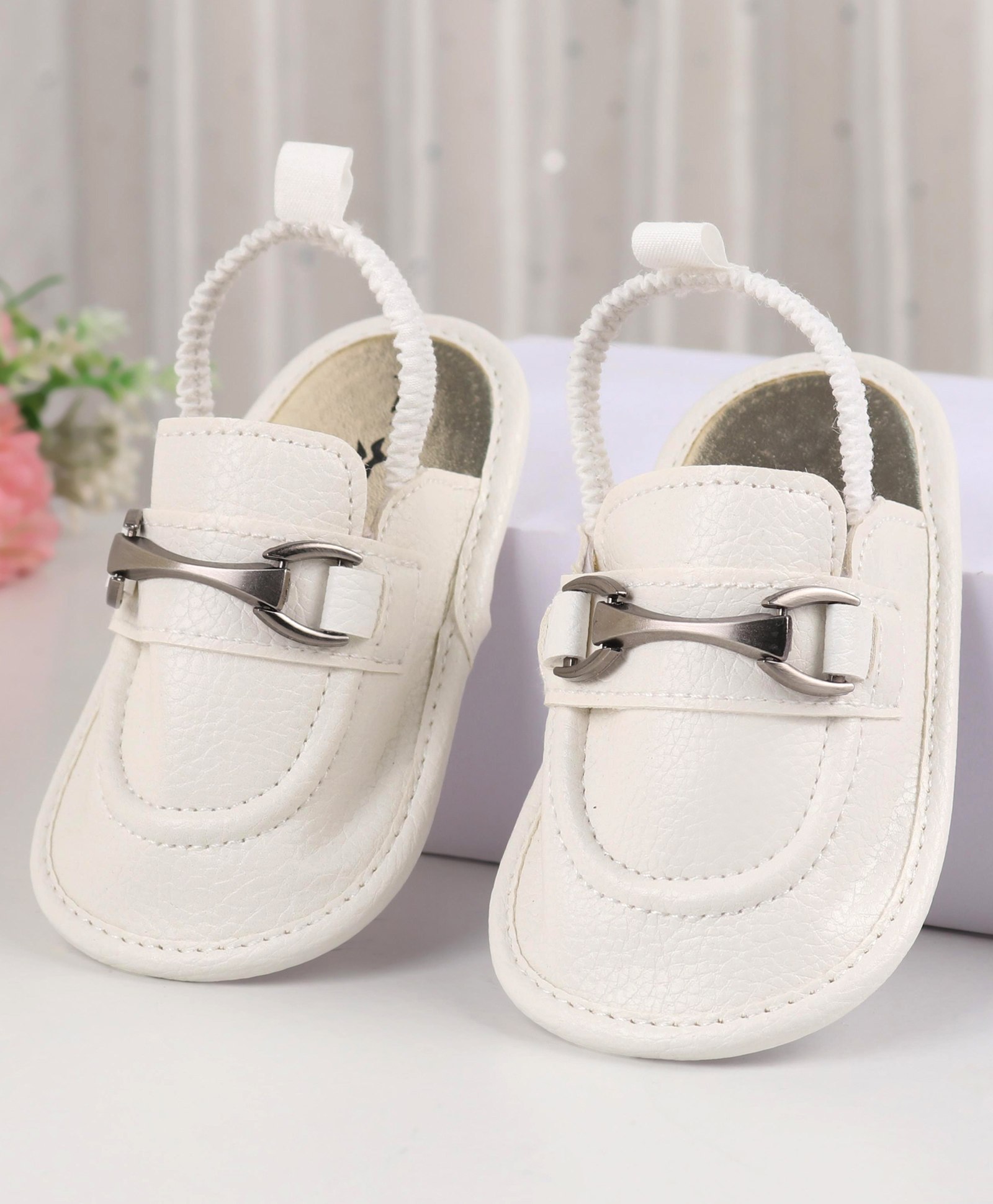 Cute Walk by Babyhug Slip On Booties Solid Color - White-image-12