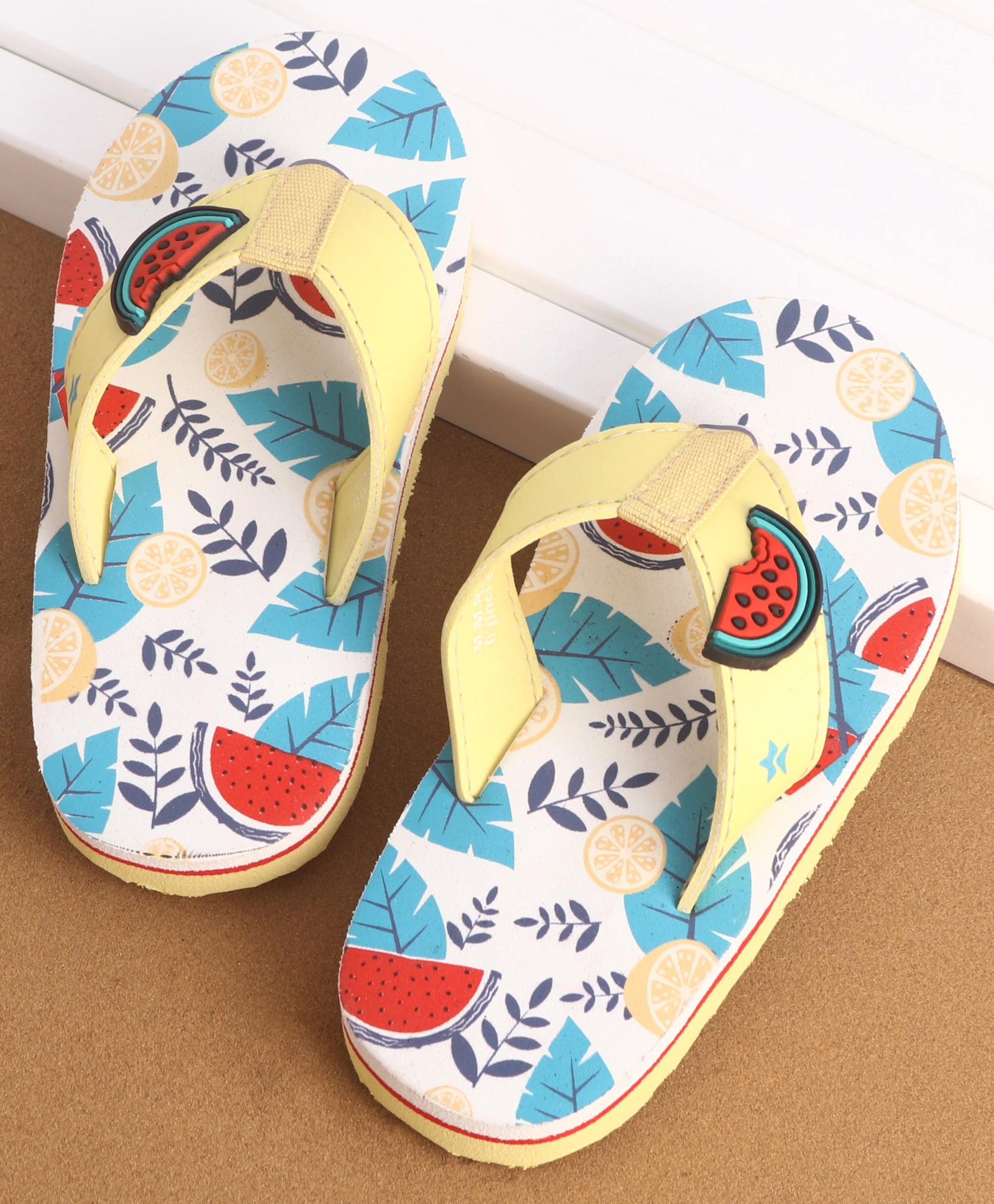 Cute Walk Slip On Style Watermelon Graphic & Applique Flip Flops - Yellow-image-4