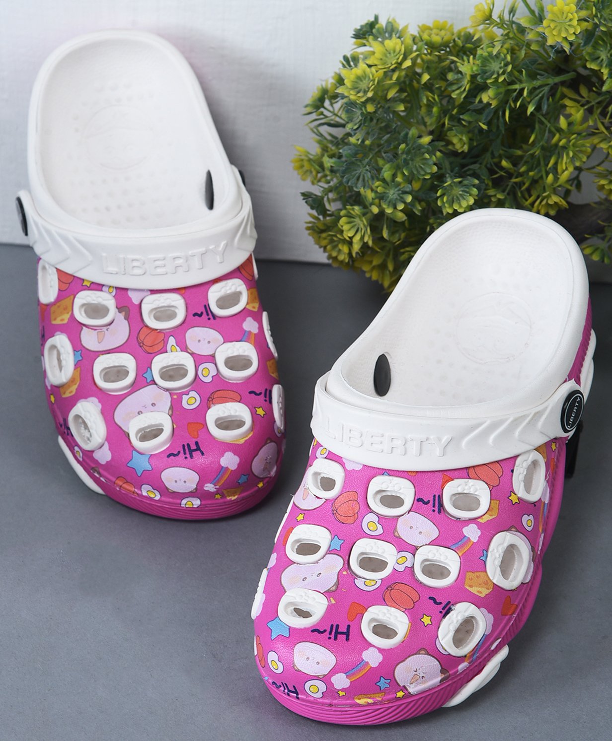 LIBERTY Perforated Abstract Play Theme Printed Clogs - Pink-picture-13