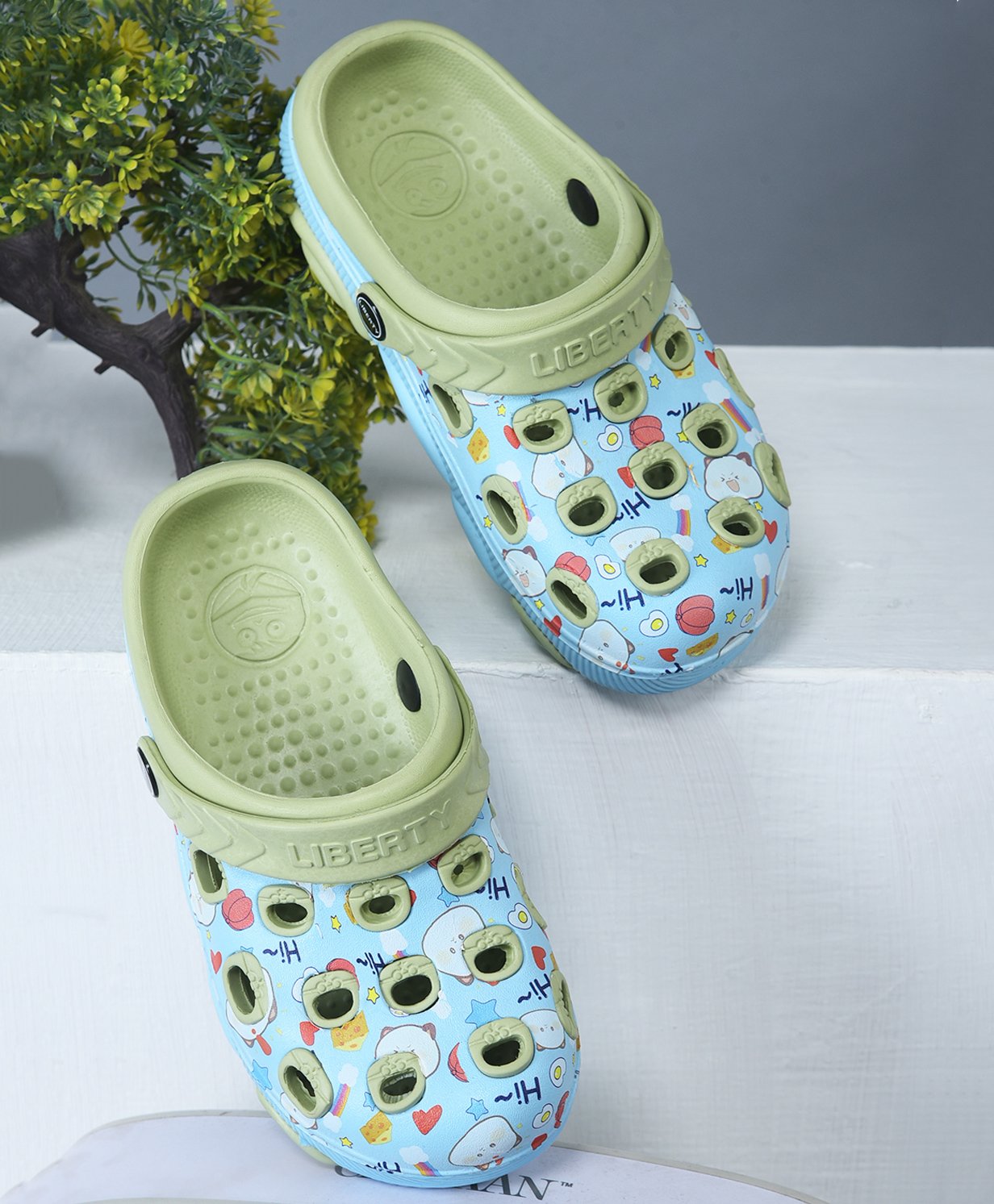 LIBERTY Perforated Abstract Play Theme Printed Clogs - Blue-image-5