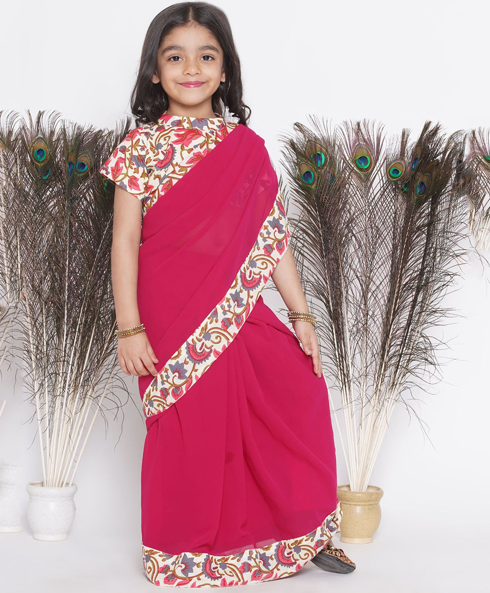 Little Bansi Half Sleeves Floral Printed Blouse With Ready To Wear Saree - Red-picture-8