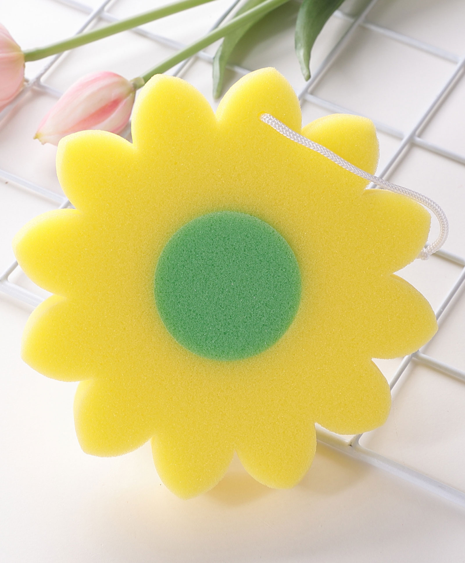 fab n funky Sunflower Shaped Bath Loofah - Yellow-picture-15