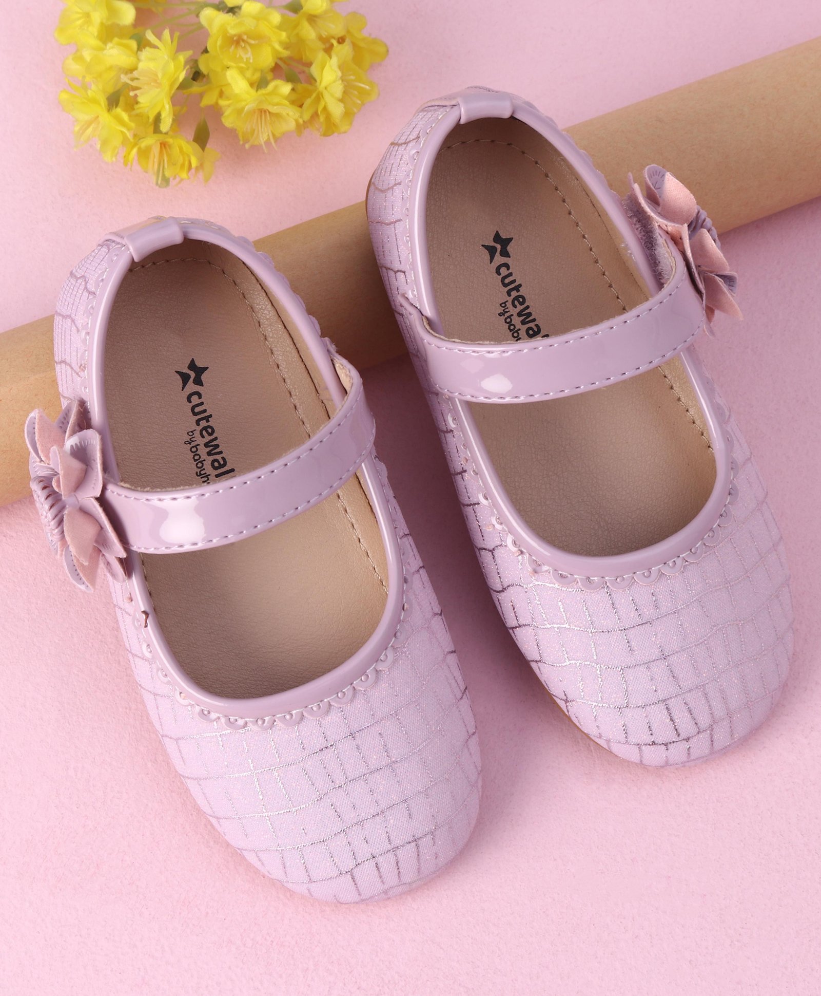 Cute Walk by Babyhug Velcro Closure Bellies with Floral Applique & Checked Pattern - Purple-image-6