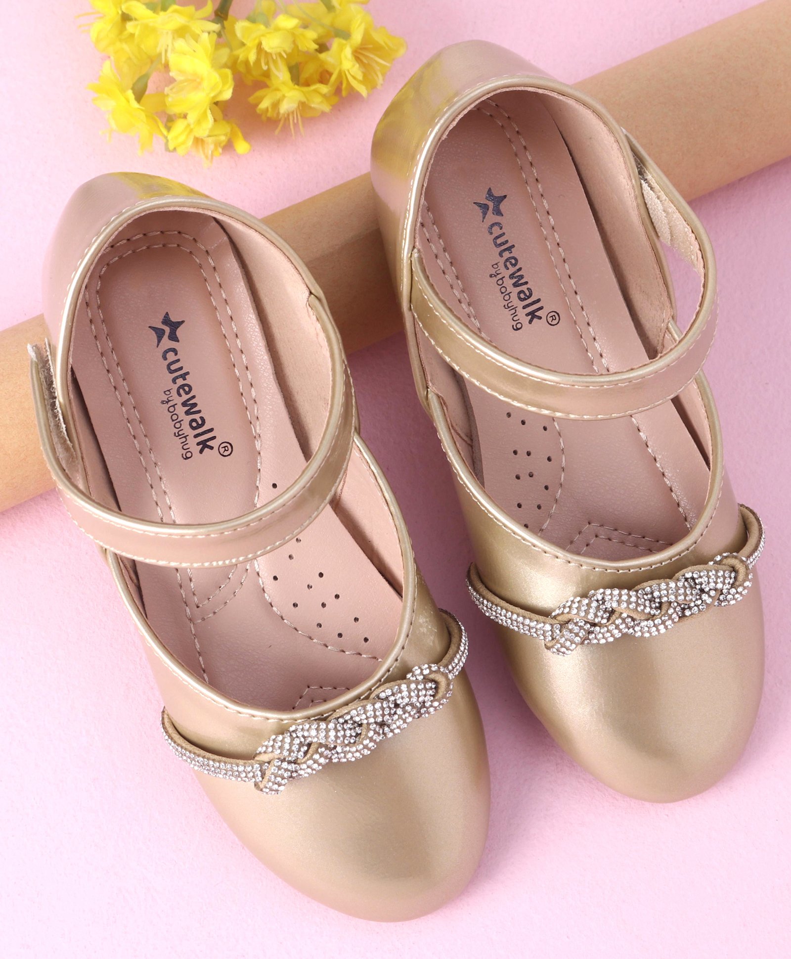 Cute Walk by Babyhug Bellies with Velcro Closure and Applique - Golden-picture-10