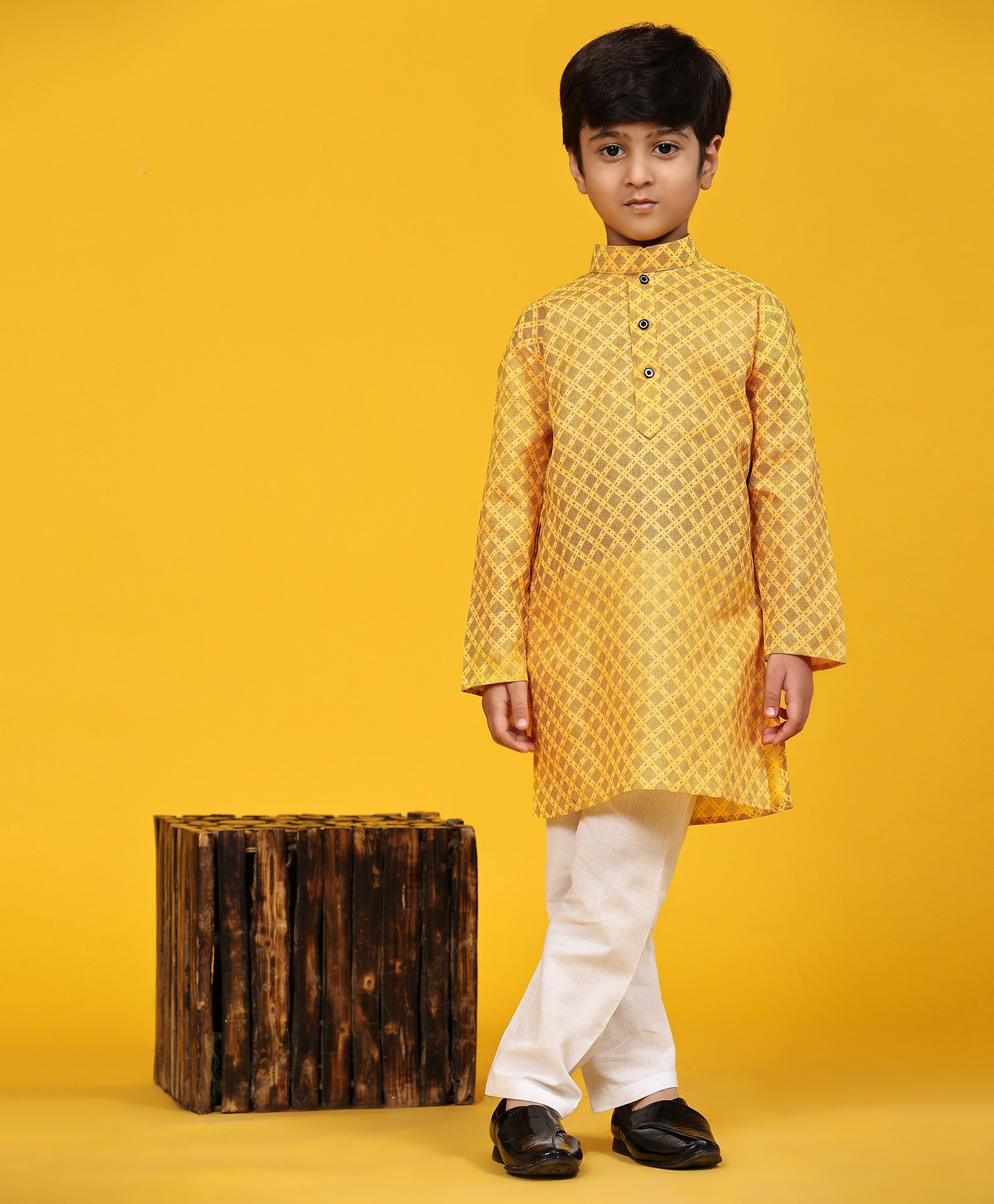 P-MARK Full Sleeves Diagonal Checked Printed Kurta Pyjama Set - Yellow-image-28