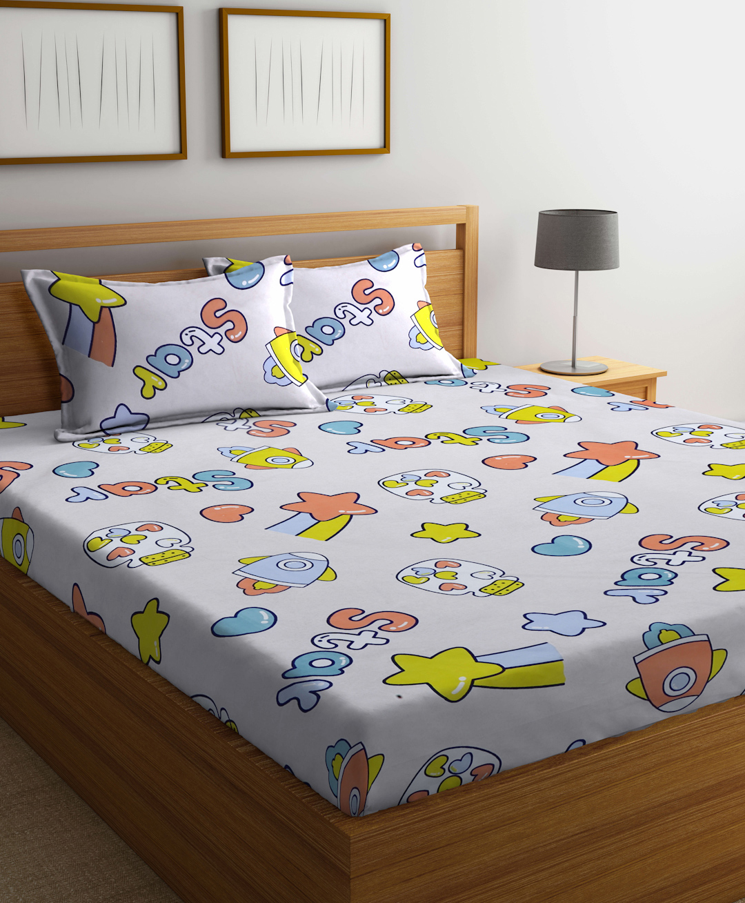 Arrabi TC Cotton Blend King Size Bedsheet With 2 Pillow Covers Graphic ARBS 1718 - Beige-image-3