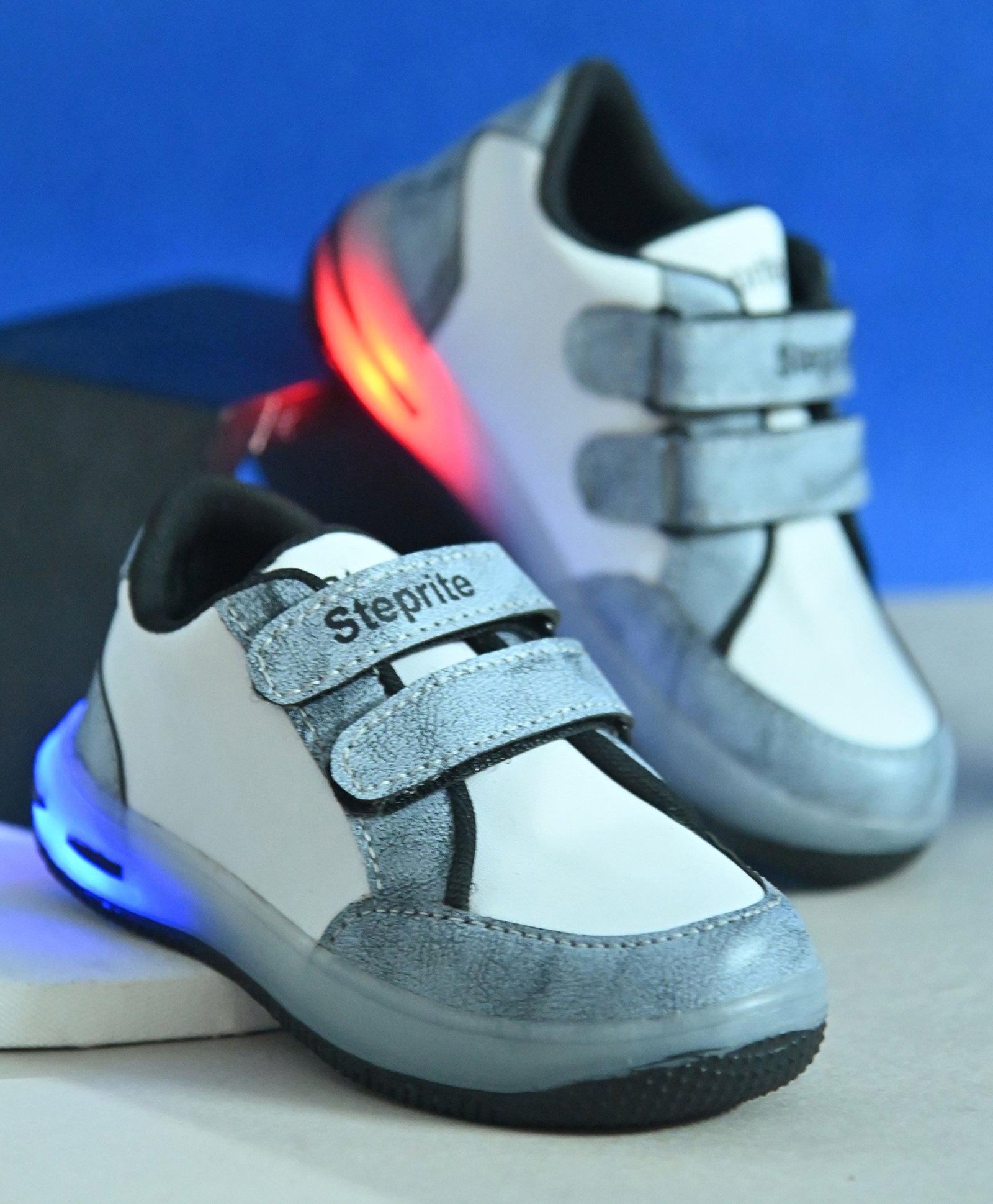 StepriteVelcro Closure LED Unisex Sneakers - Grey-image-2
