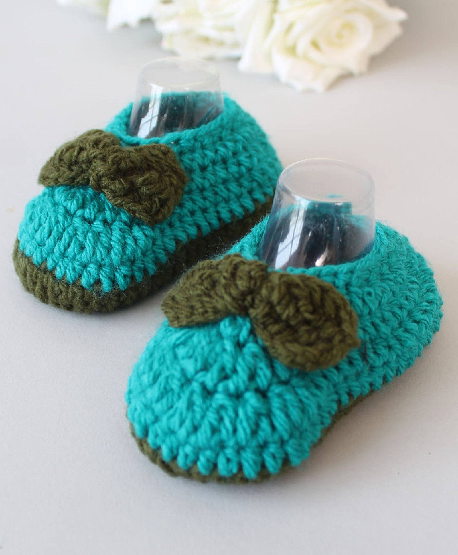 Woonie Bow Detailed Crochet Booties - Green-image-38