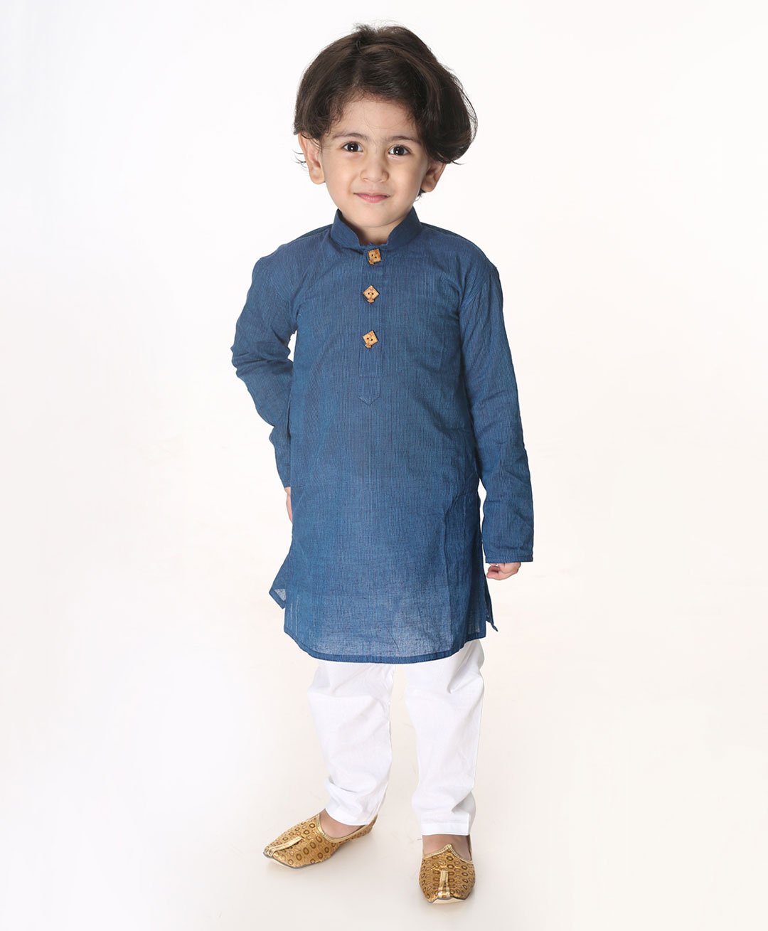 Vastramay Pure Cotton Full Sleeves Solid  Kurta Pyjama Set -  Blue And White-image-33