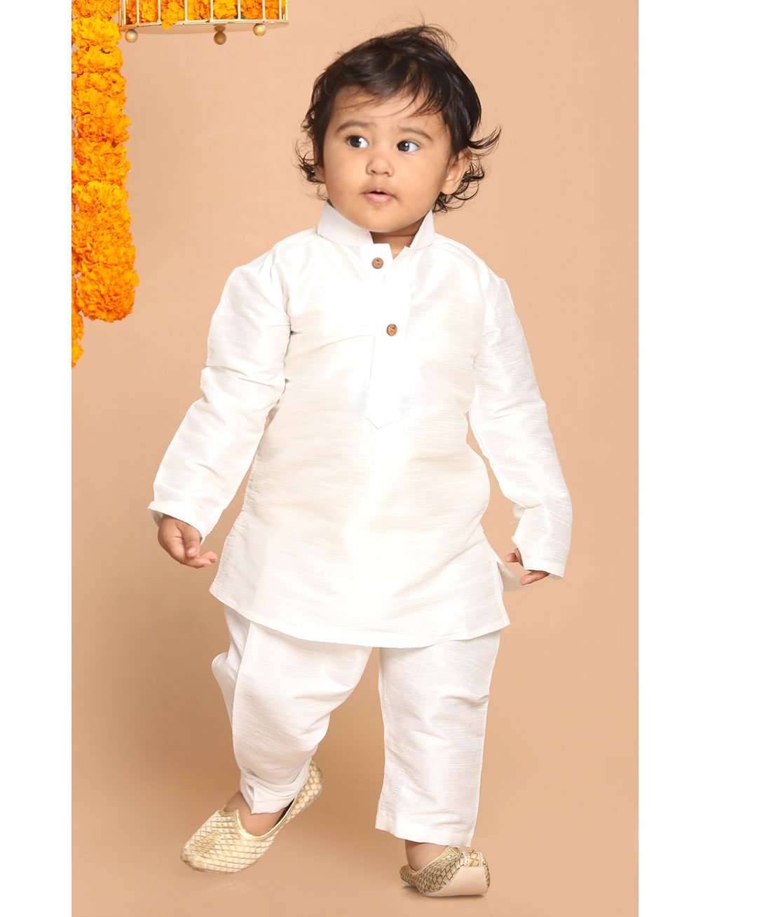 Vastramay Silk Full Sleeves Solid Kurta Pyjama Set - White-picture-40