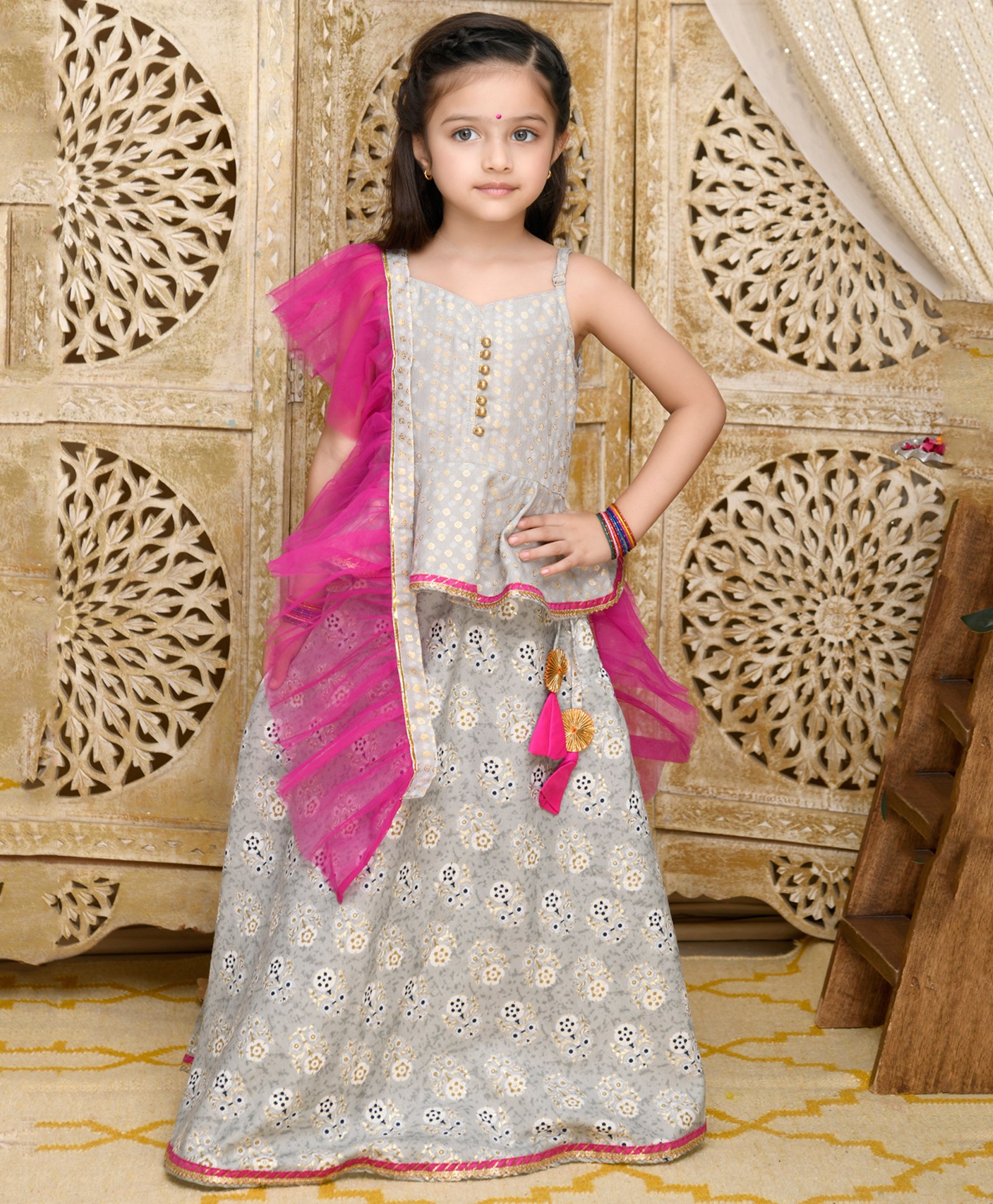 Saka Designs By Sapna Sleeveless Bandhej And Floral Motif Printed Lehenga Choli With Dupatta - Grey & Magenta-picture-19