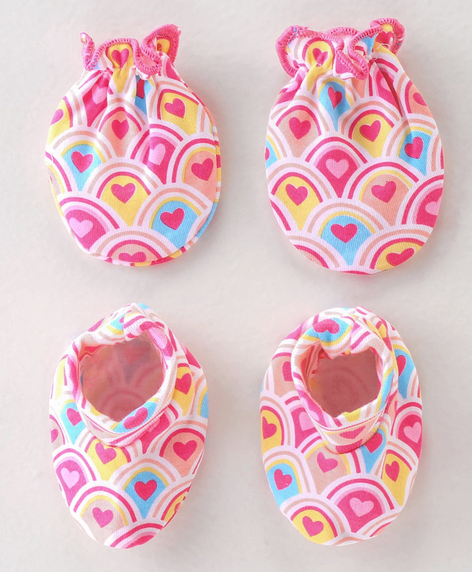 Babyhug 100% Cotton Interlock Knit Mittens & Booties Heart Print - Pink-image-7