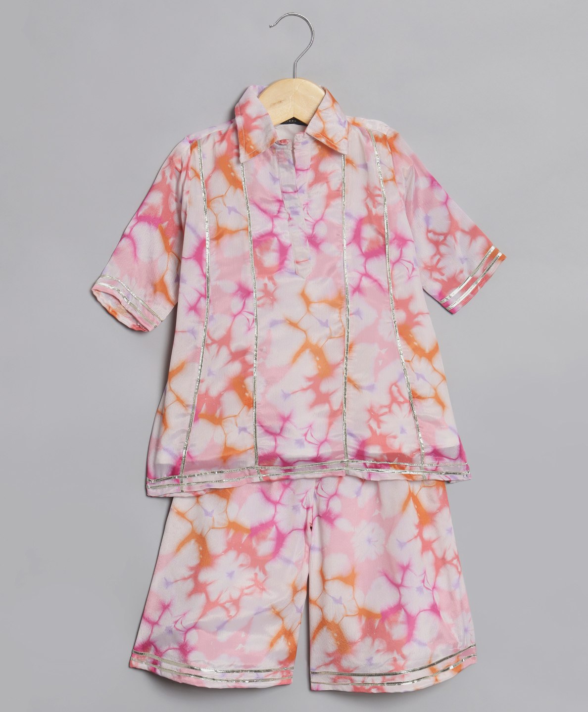 READIPRINT Three Fourth Sleeves Water Color Effect Floral Printed & Gota Lace Embellished Kurta With Coordinating Palazzo - Peach-image-17