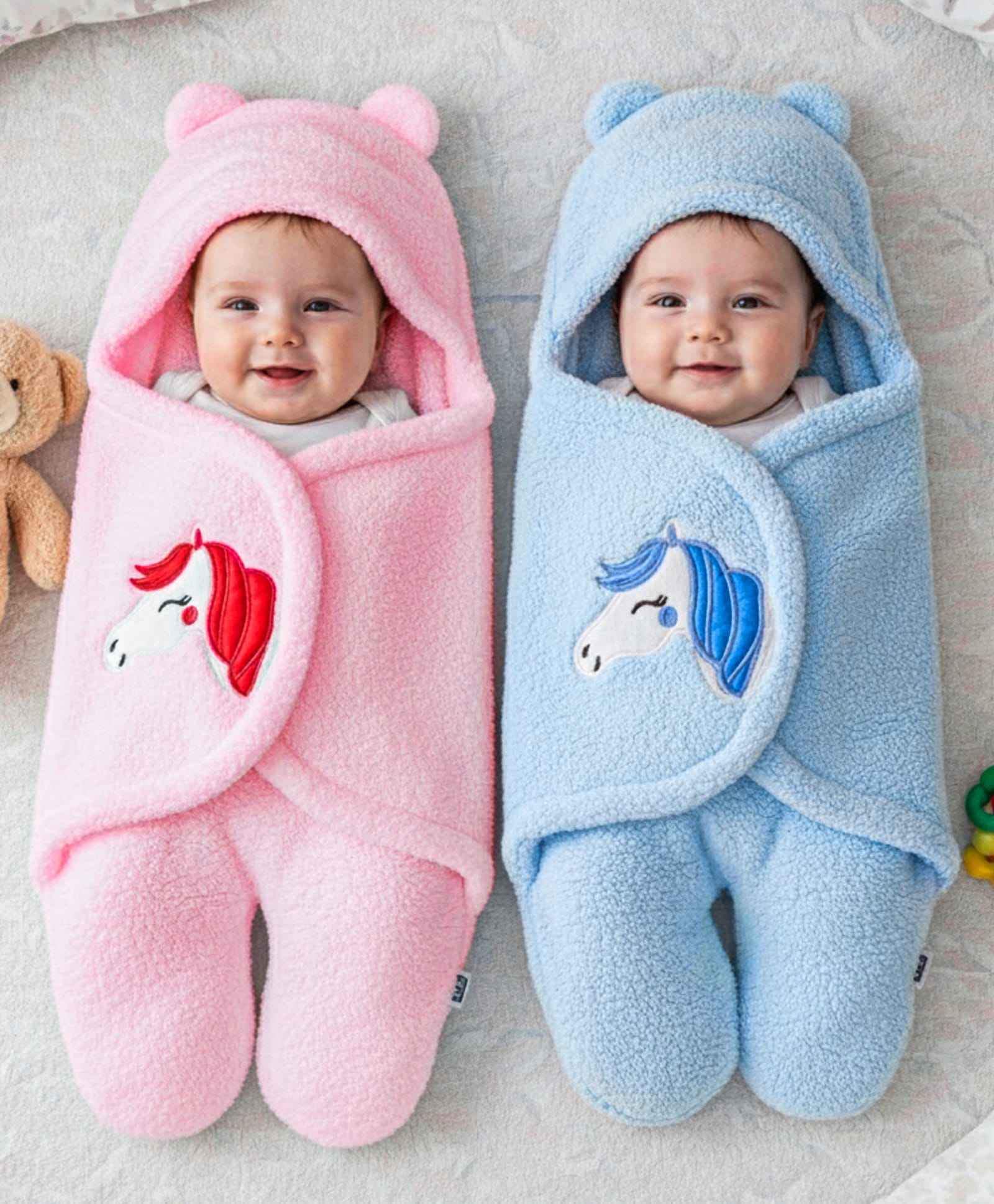 Zoe Hooded Wearable Blanket Cum Wrapper with Unicorn Patch Pack of 2 - Pink & Blue-picture-17