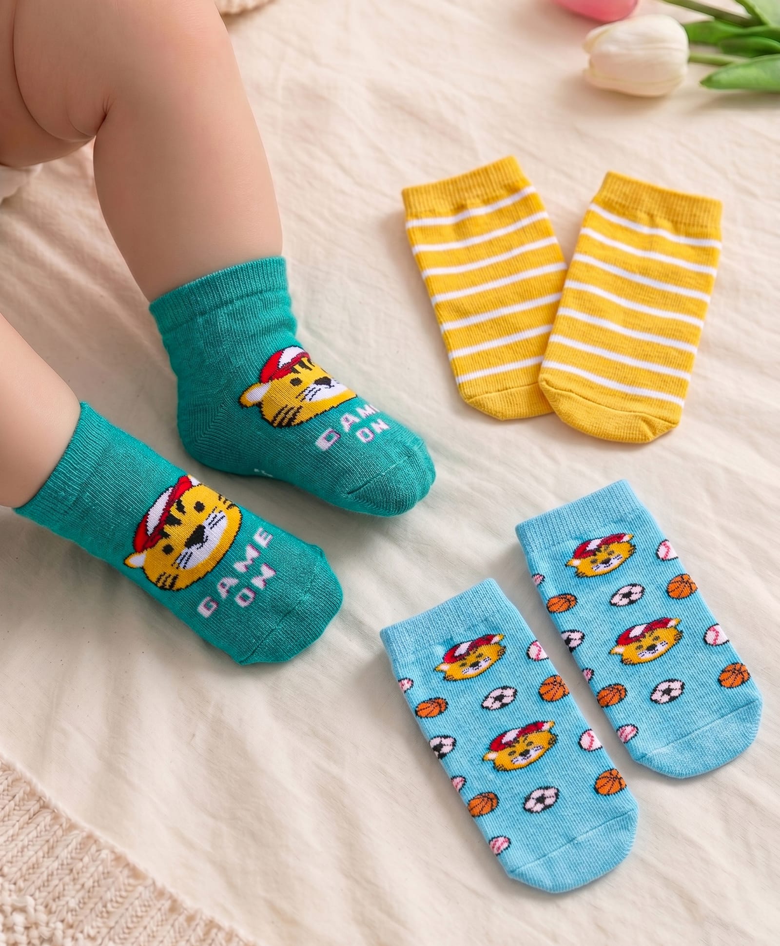 Cute Walk By Babyhug Anti Bacterial Ankle Length Socks Stripes & Tiger Design Pack Of 3 - Green Yellow & Blue-image-39
