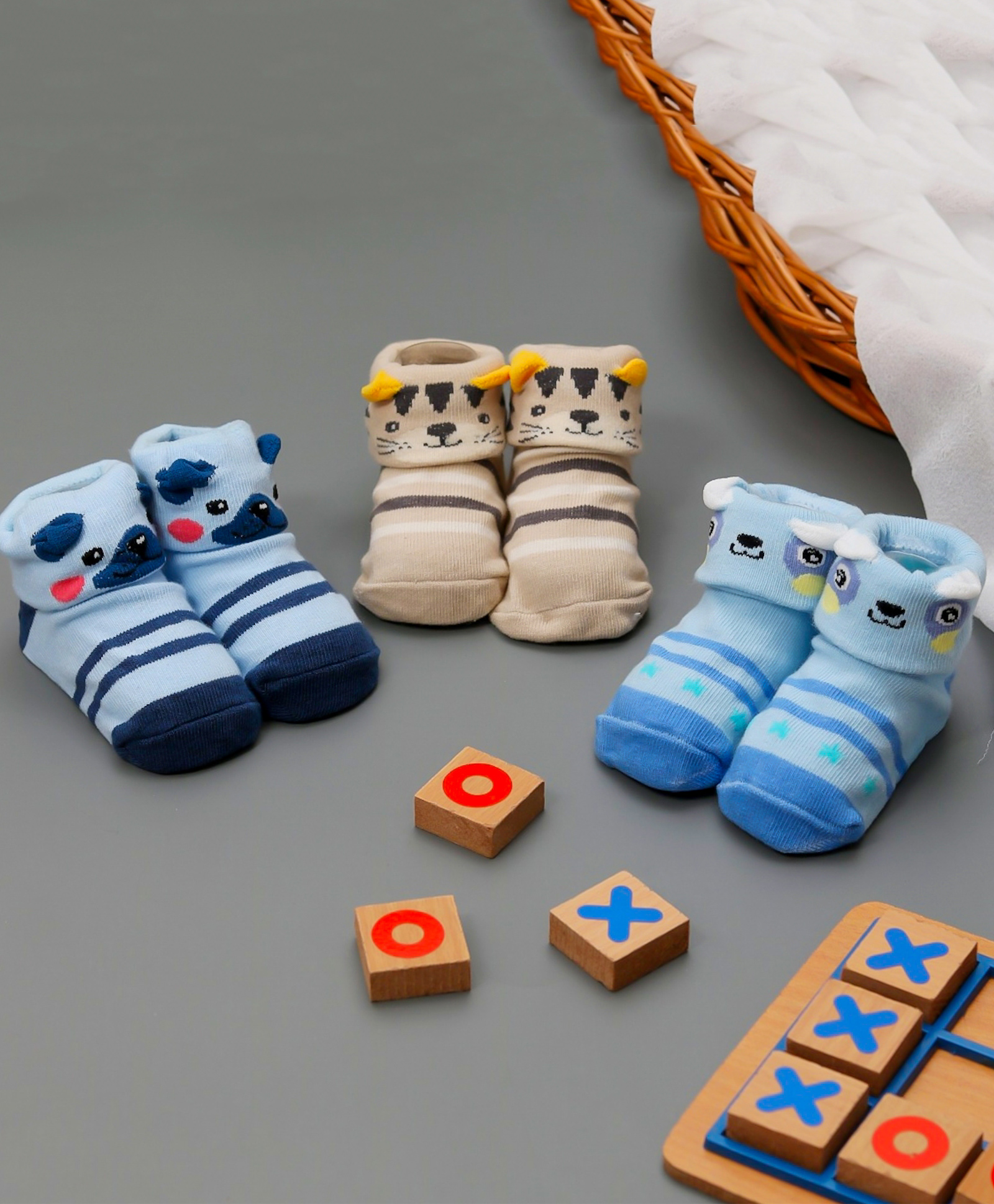 Yellow Bee Pack Of 3 Animal Printed & Striped Designed Anti Skid Socks  -  Beige Blue & Brown-image-37