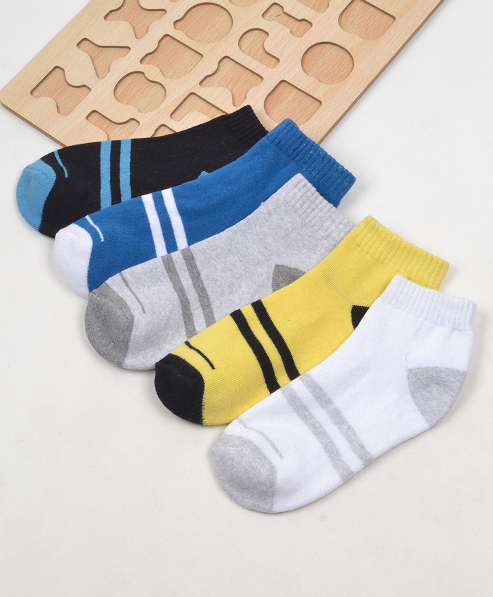Footprints Pack Of 5 Pair Organic Cotton And Bamboo  Striped Detailed Sports Socks -  White Blue & Black-image-45