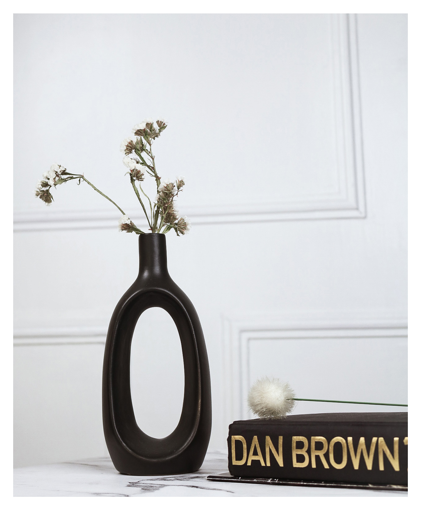 Purezento 8 Inch Keiko Vase- Black-image-33