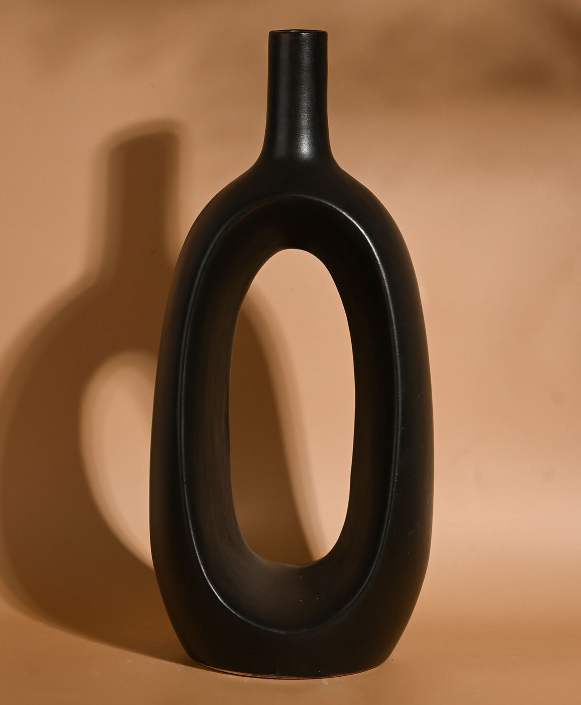 Purezento 12 Inch Keiko Vase- Black-picture-24
