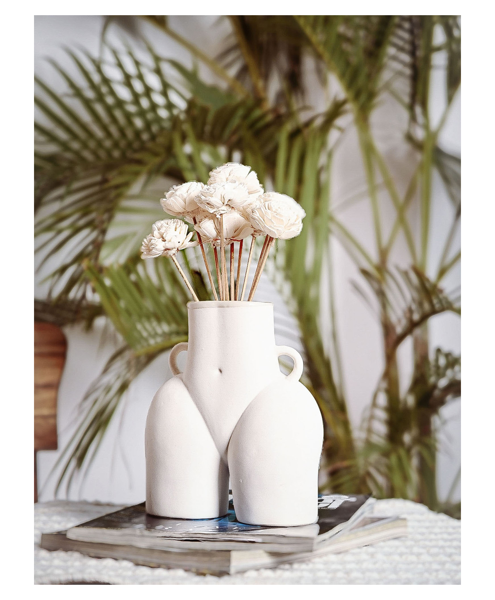 Purezento Lady Vase- White-image-49
