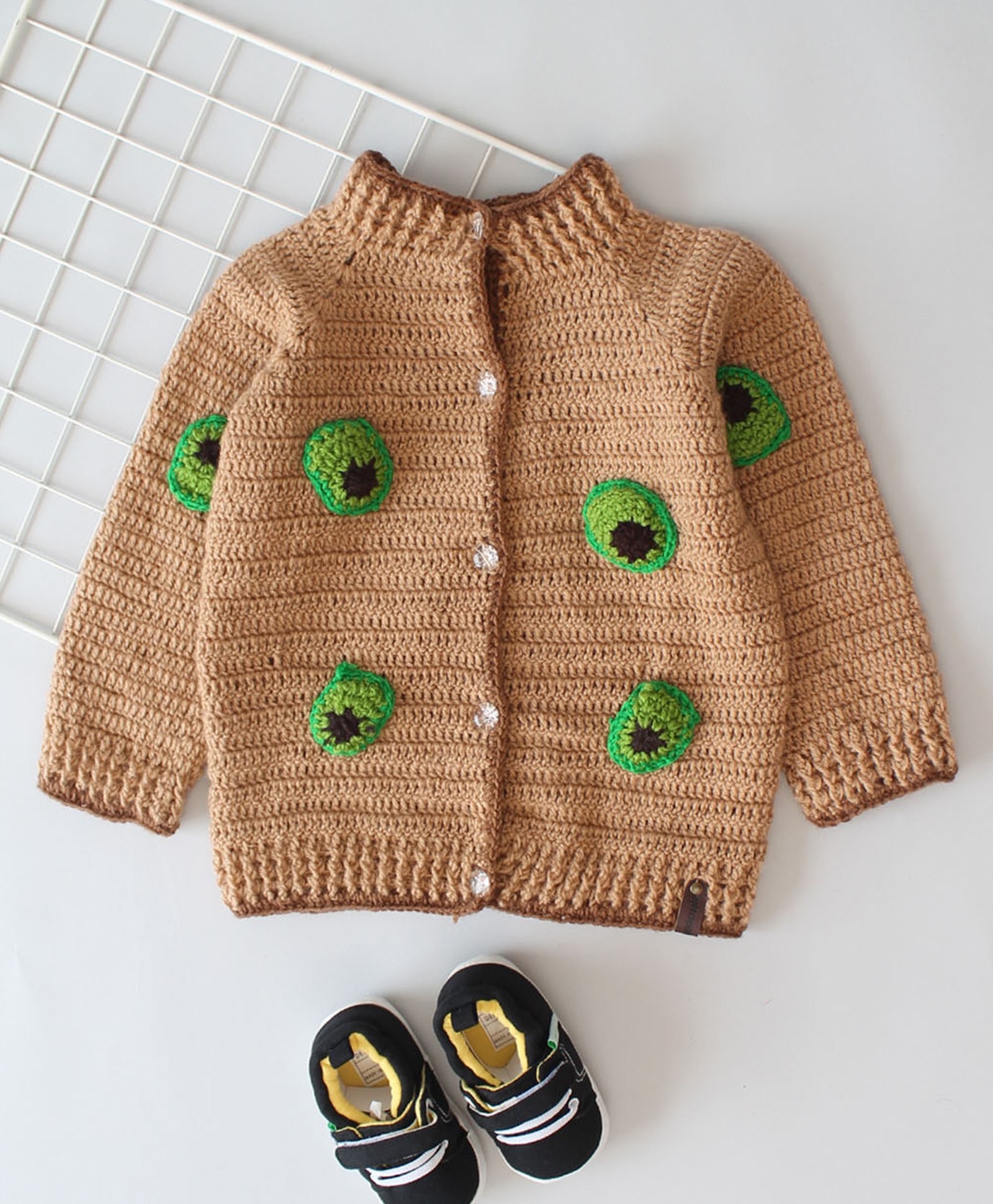 Woonie Handmade Full Sleeves Crochet Apricot Applique Detailed Sweater With Ribbed Border - Brown-image-37