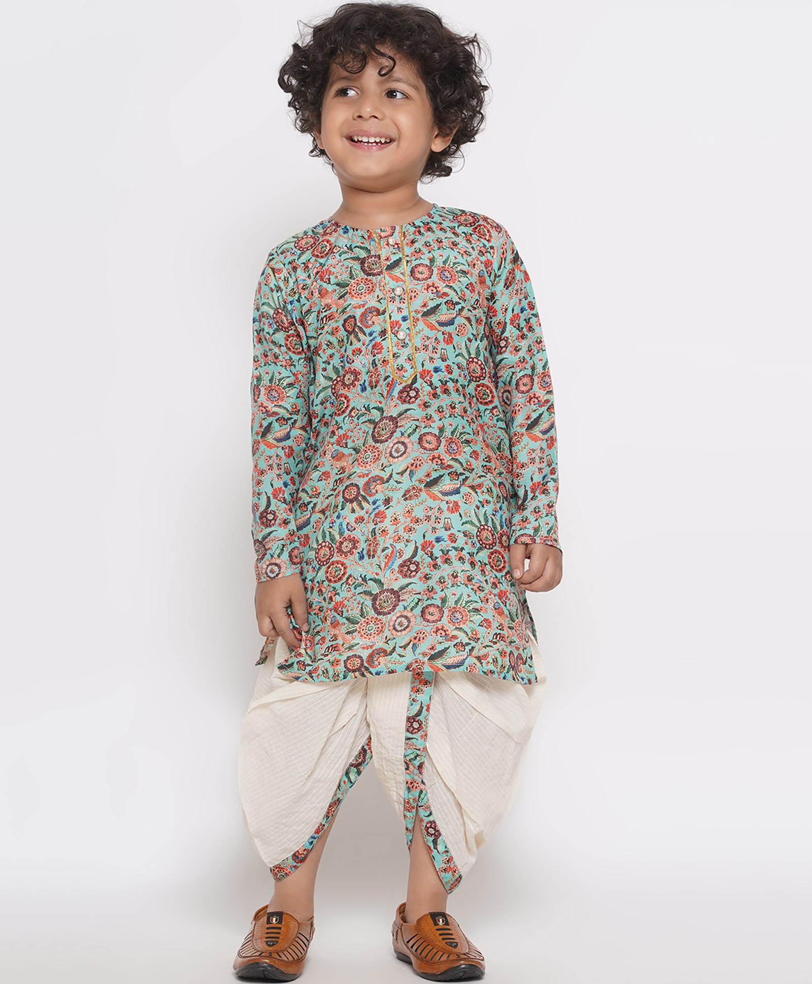 Little Bansi Full Sleeves Vintage Floral Printed & Lace Embellished Kurta With Coordinating Thread Work Detailed Dhoti - Green-picture-3