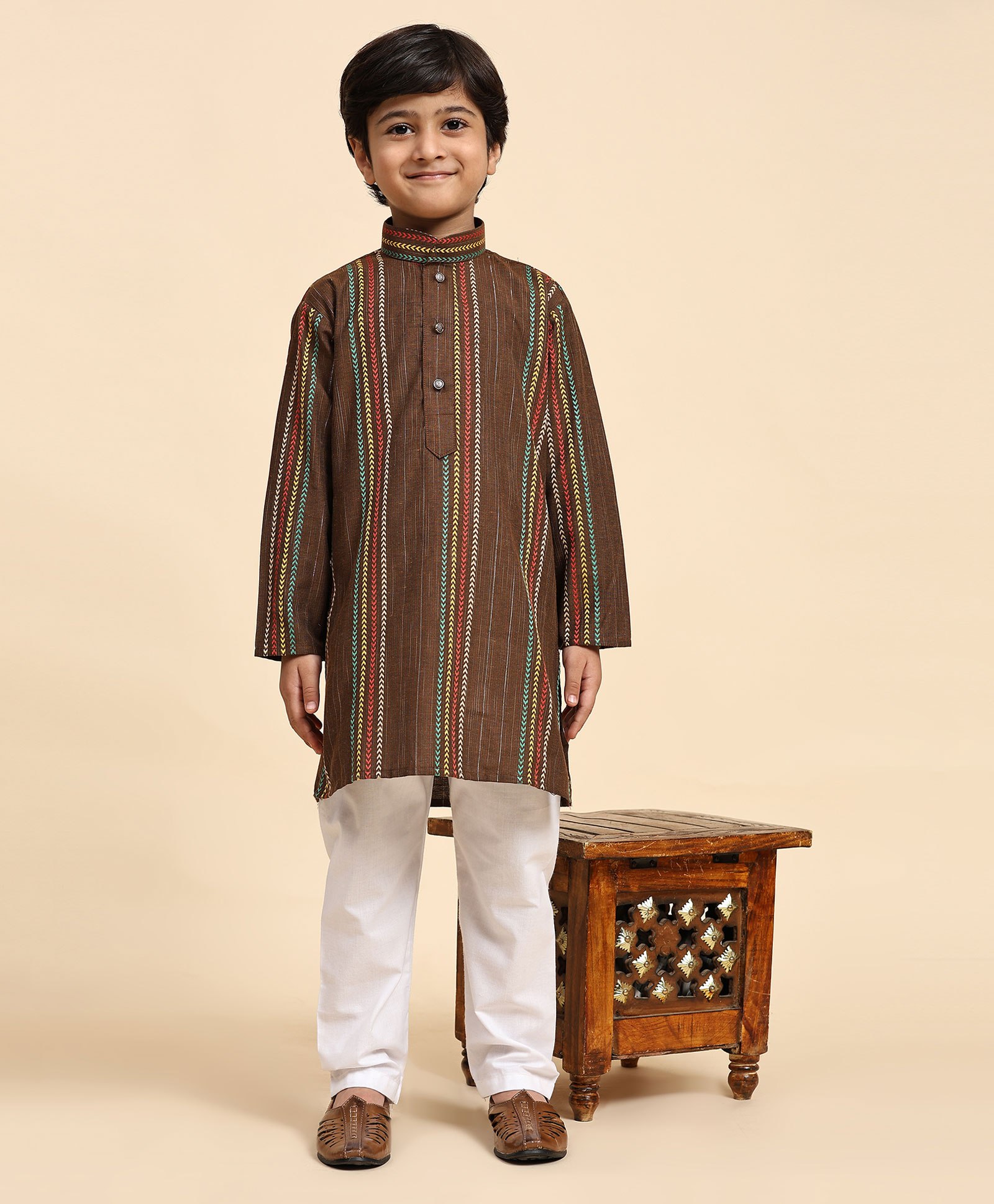 P-MARK Full Sleeves Chevron Striped Pattern Designed Kurta Pyjama Set - Brown-picture-12