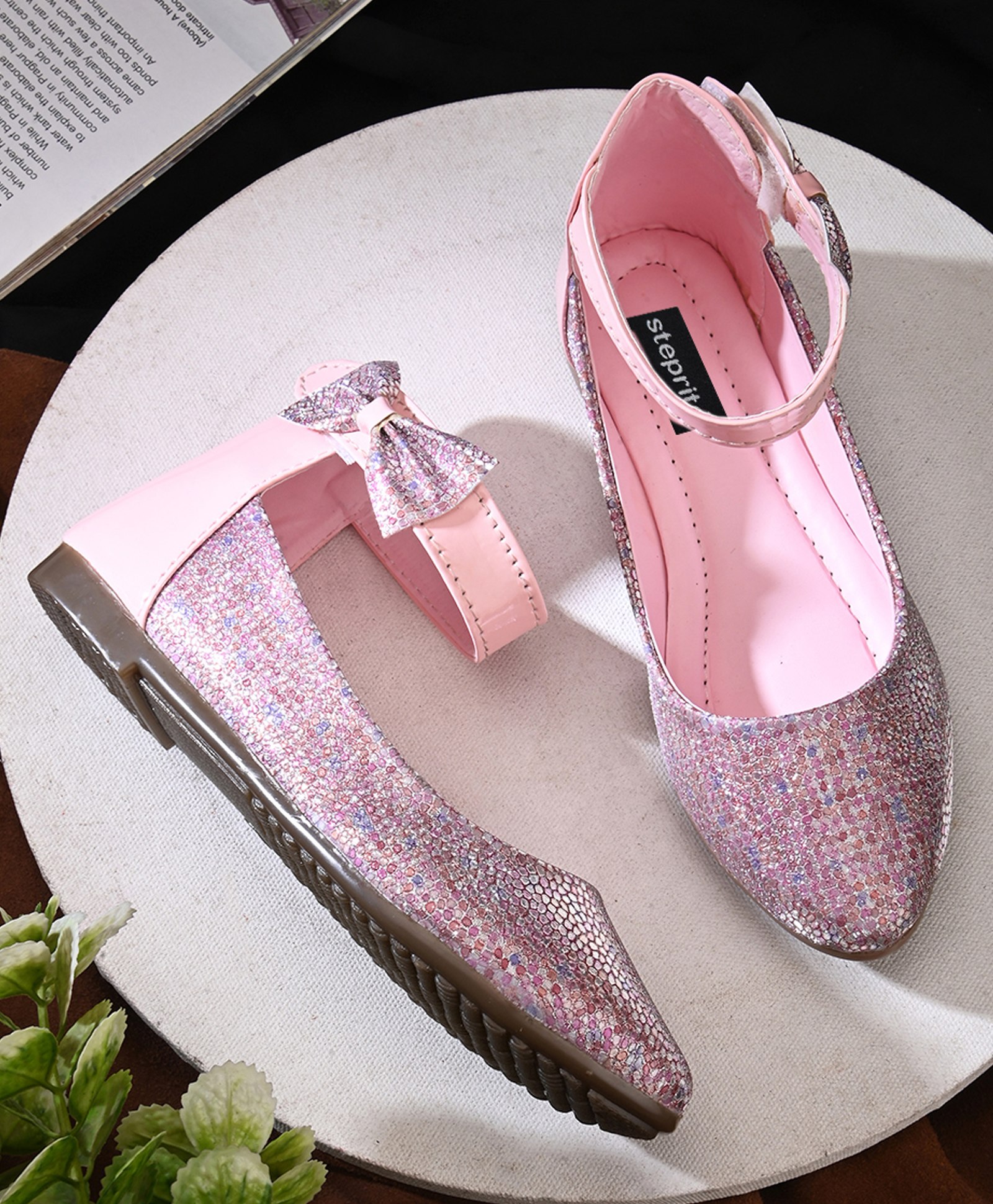 Steprite Bow Detailed Shimmer Embellished Bellies- Pink-picture-1