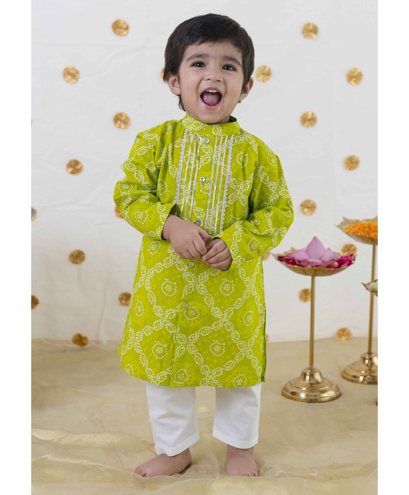 Tiber Taber Full Sleeves Block Motif Bandhani Design & Gota Lace Embellished Kurta With Pyjama Set - Green-image-34