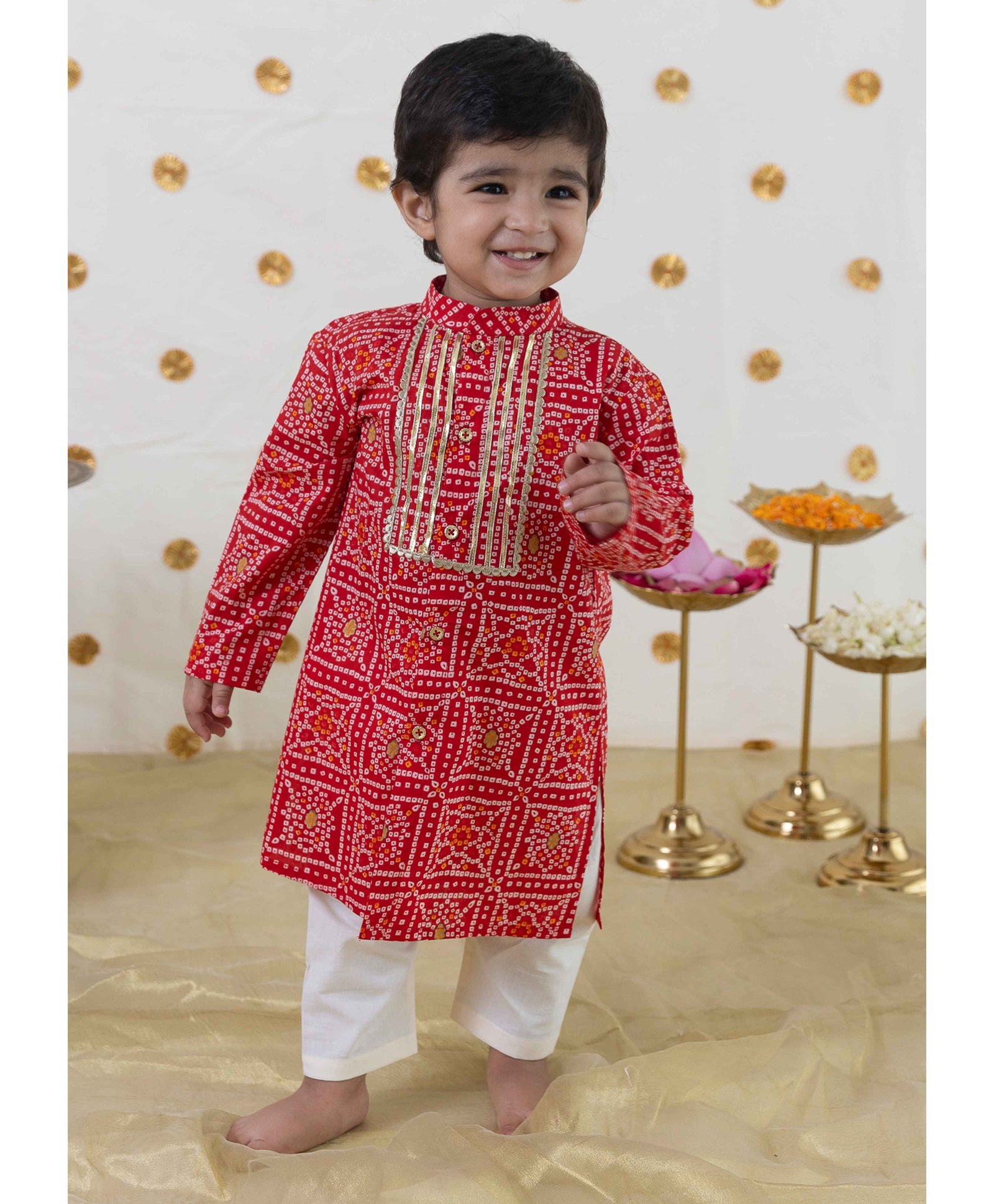 Tiber Taber Full Sleeves Block Motif Bandhani Design & Gota Lace Embellished Kurta With Pyjama Set - Red-picture-20
