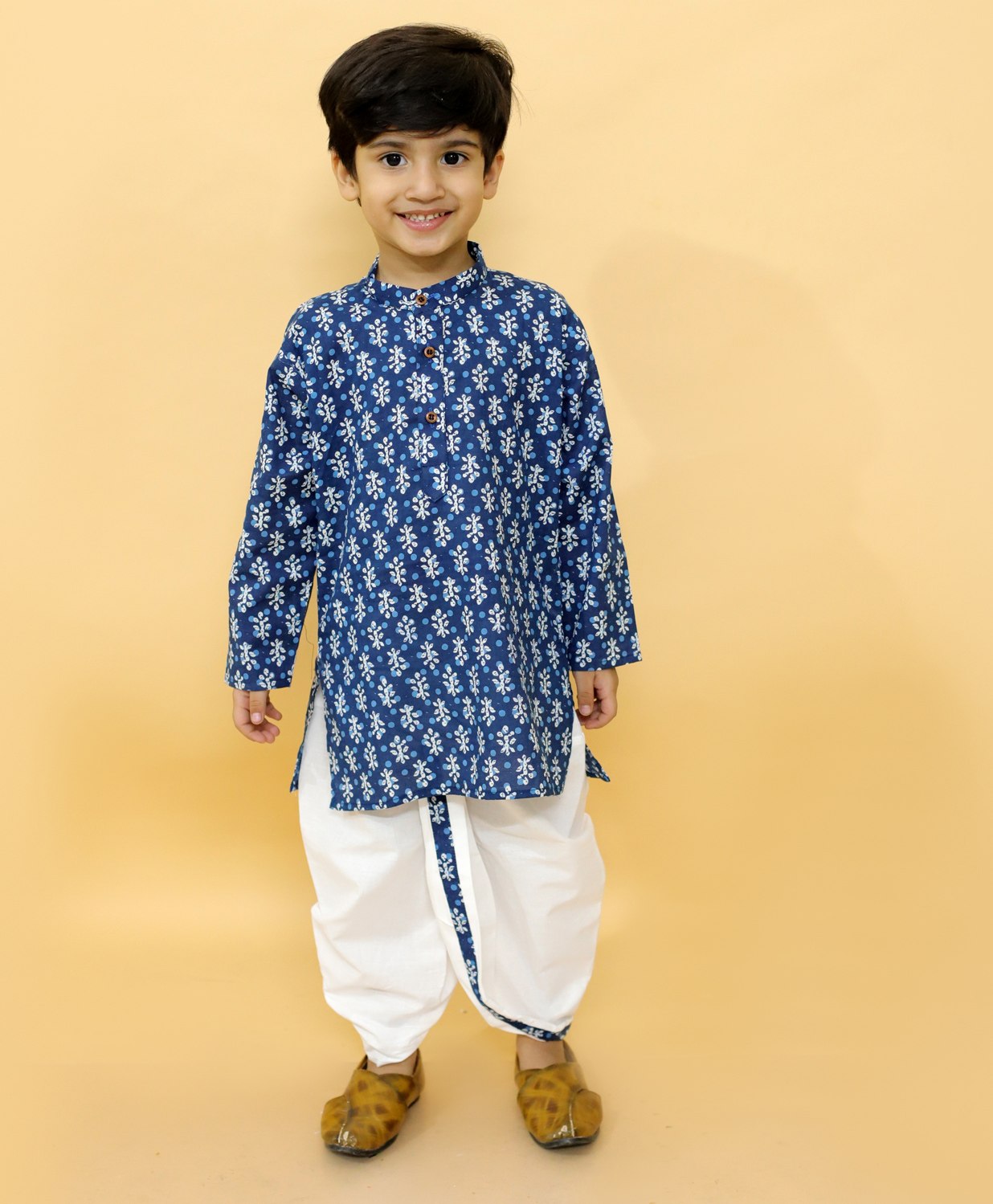 MoMaa Full Sleeves Seamless Floral Motif Printed Coordinating Kurta & Dhoti Set - Indigo Blue-picture-3