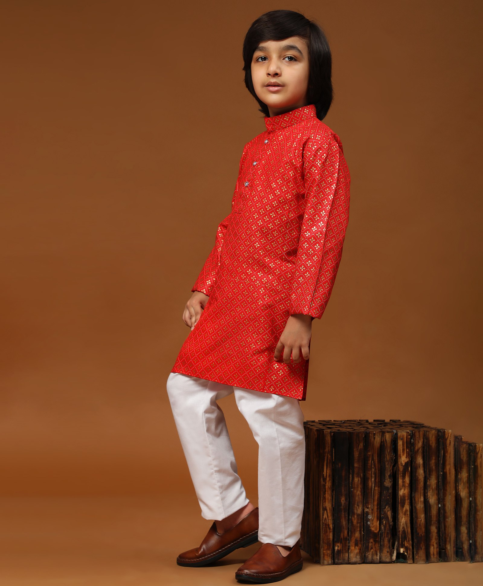 P-MARK Full Sleeves Floral Block Motif Foil Printed  Kurta Pyjama Set - Red-picture-16