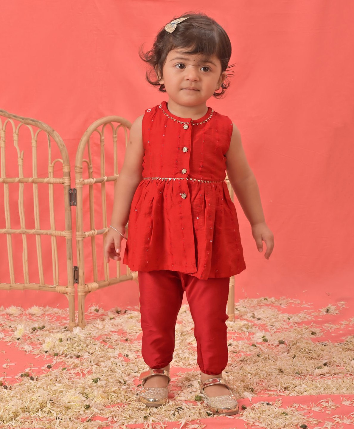 Vastramay Sleeveless Sequin Embellished Kurta With Pyjama - Red-image-27