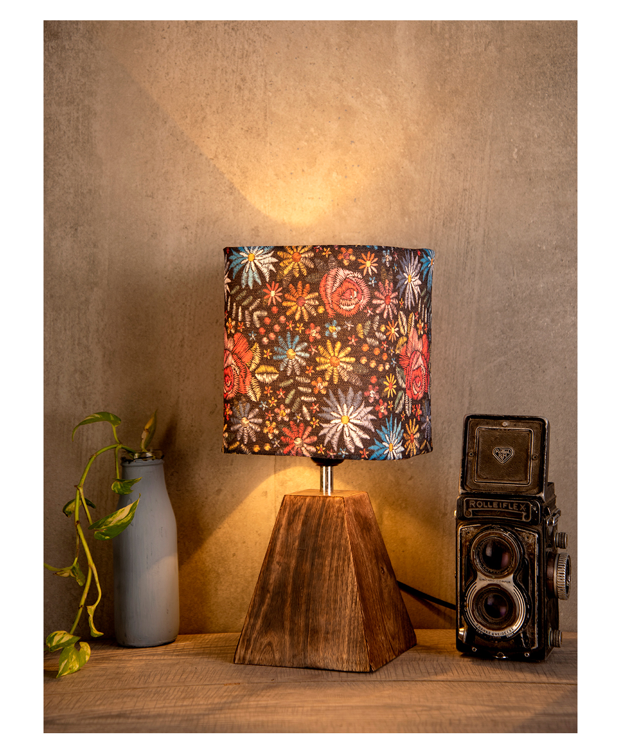 Green Girgit Pyramid Lamp - Black Floral Stich-picture-12