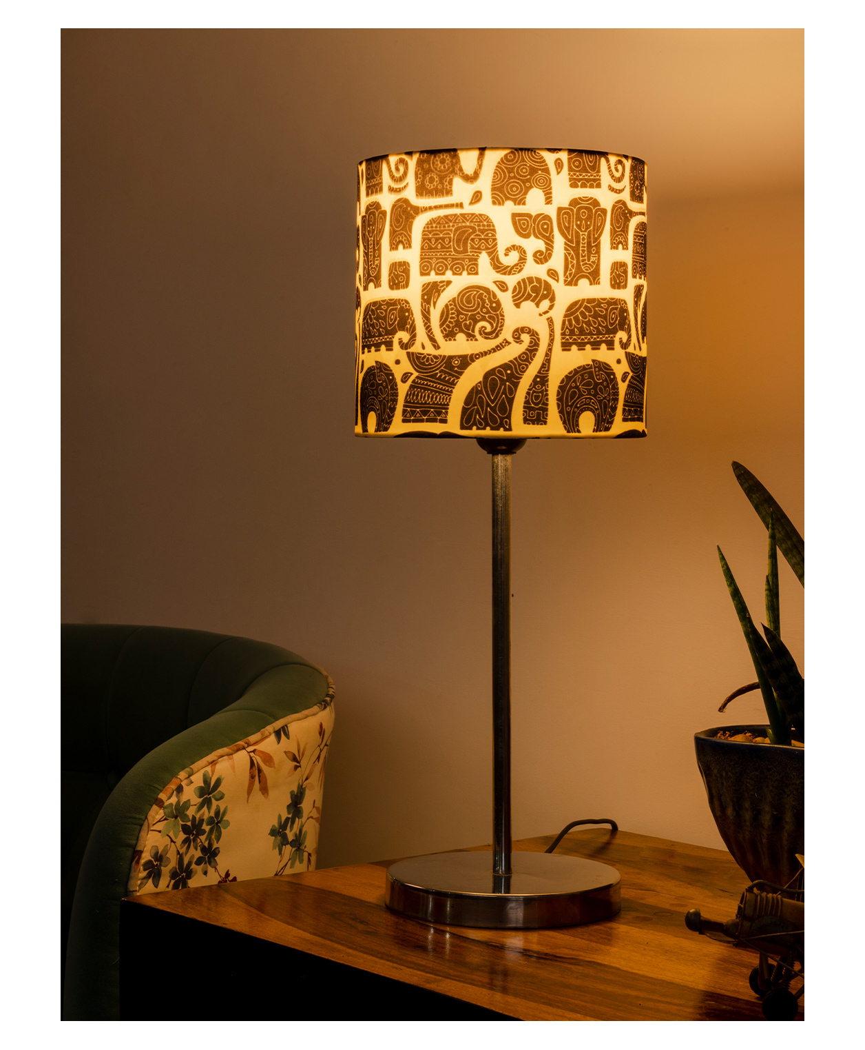 Green Girgit Metal Chrome Finish Lamp with Multicolor Black Elephant Shade-image-40