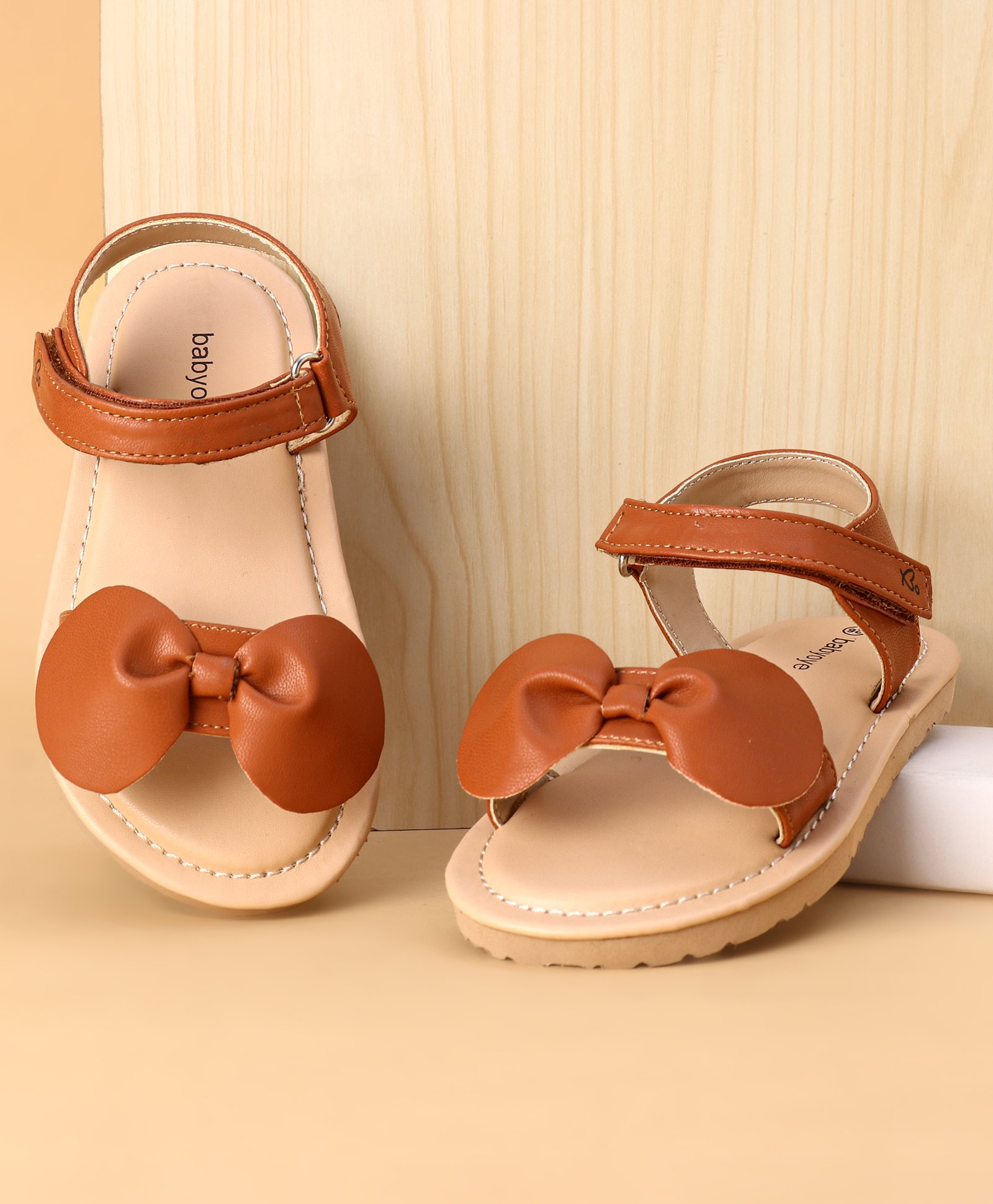 Babyoye Solid Sandals With Velcro Closure & Bow Applique- Brown-image-31