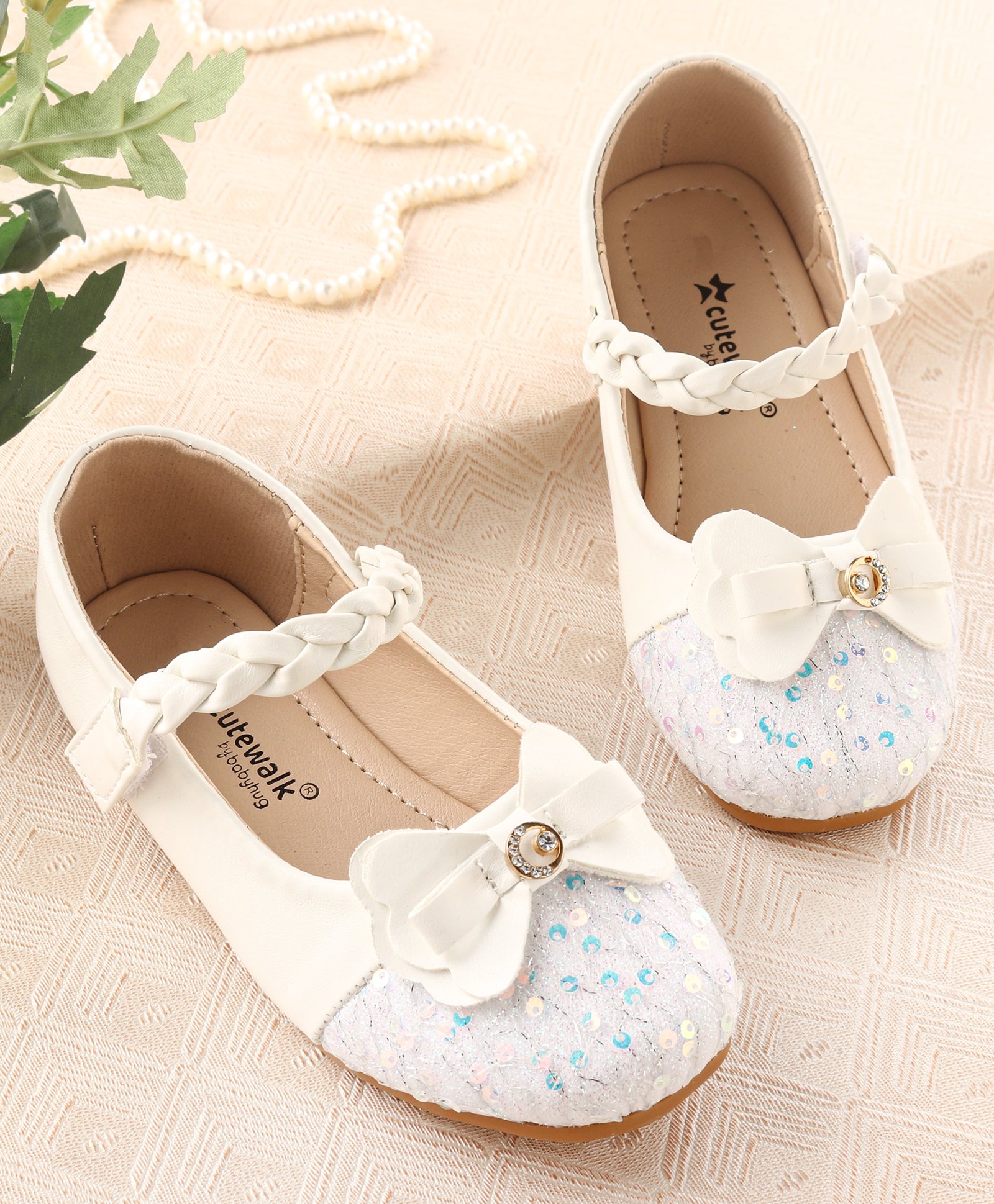 Cute Walk By Babyhug Bellies With Velcro Closure & Bow Applique - White-image-2