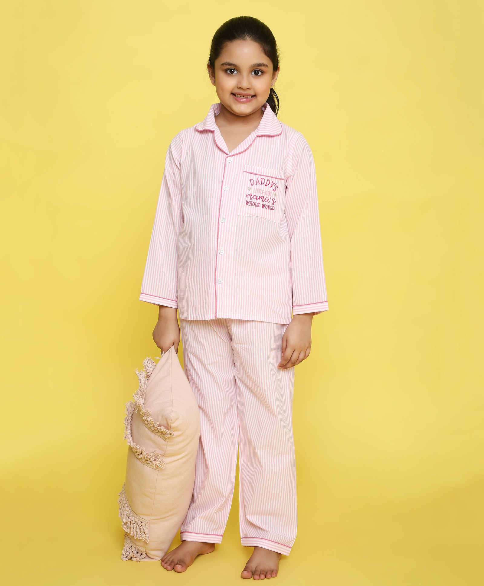 Knitting Doodles Pure Cotton Yarn Dyed Placement Text Embroidered & Pencil Striped Night Suit - White And Pink-picture-36